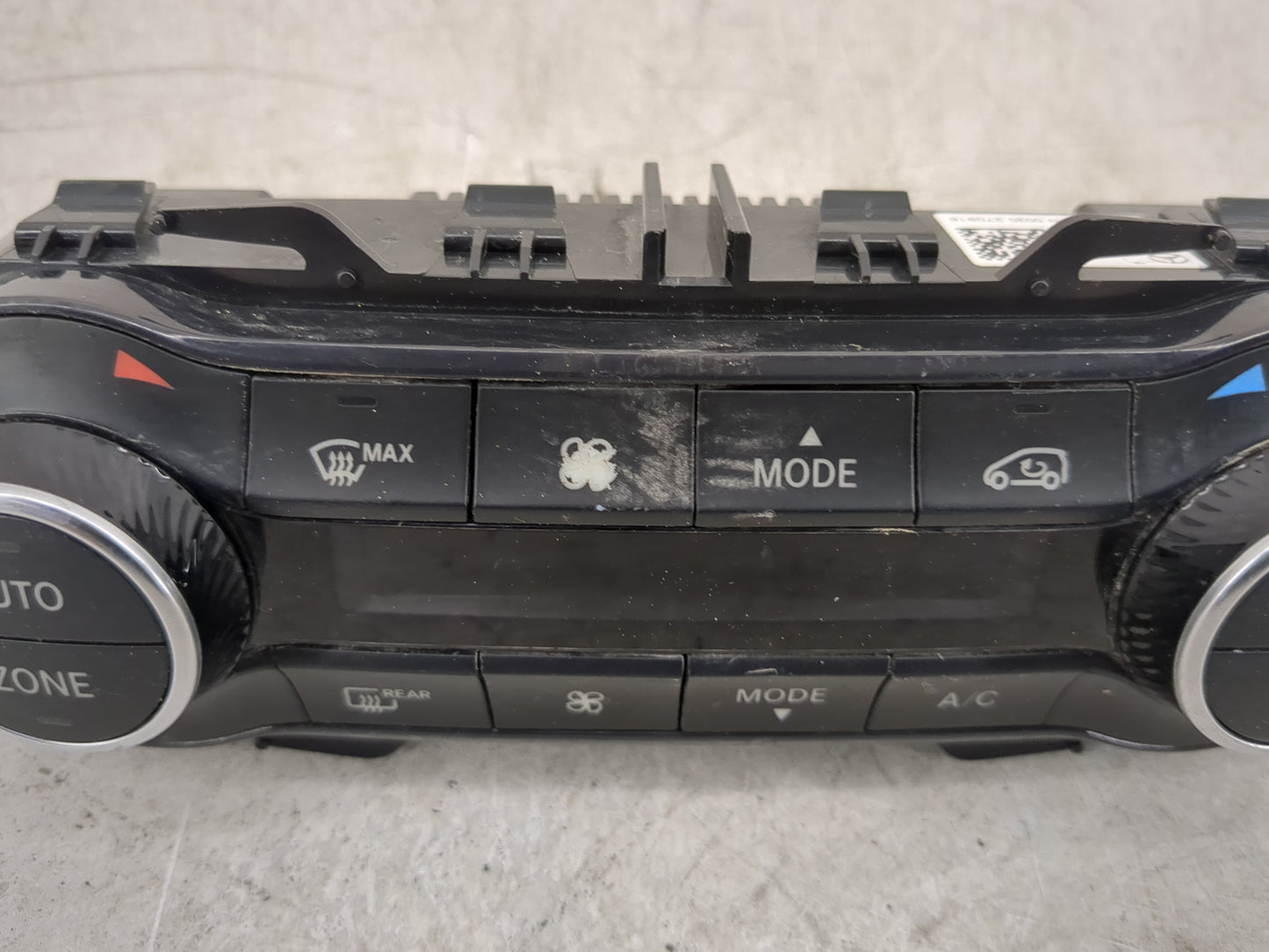 2017-2018 Infiniti Qx30 Climate Control Module Temperature AC/Heater Replacement Fits Fits 2017 2018 OEM Used Auto Parts - O