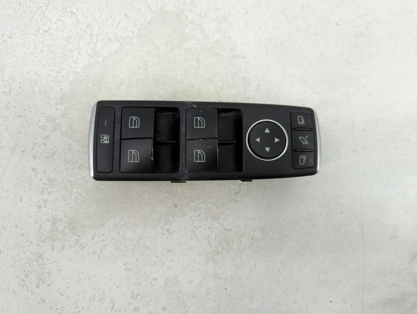 2017-2019 Infiniti Qx30 Master Power Window Switch Replacement Driver Side Left P/N:A 166 905 44 00 Fits Fits 2017 2018 2019