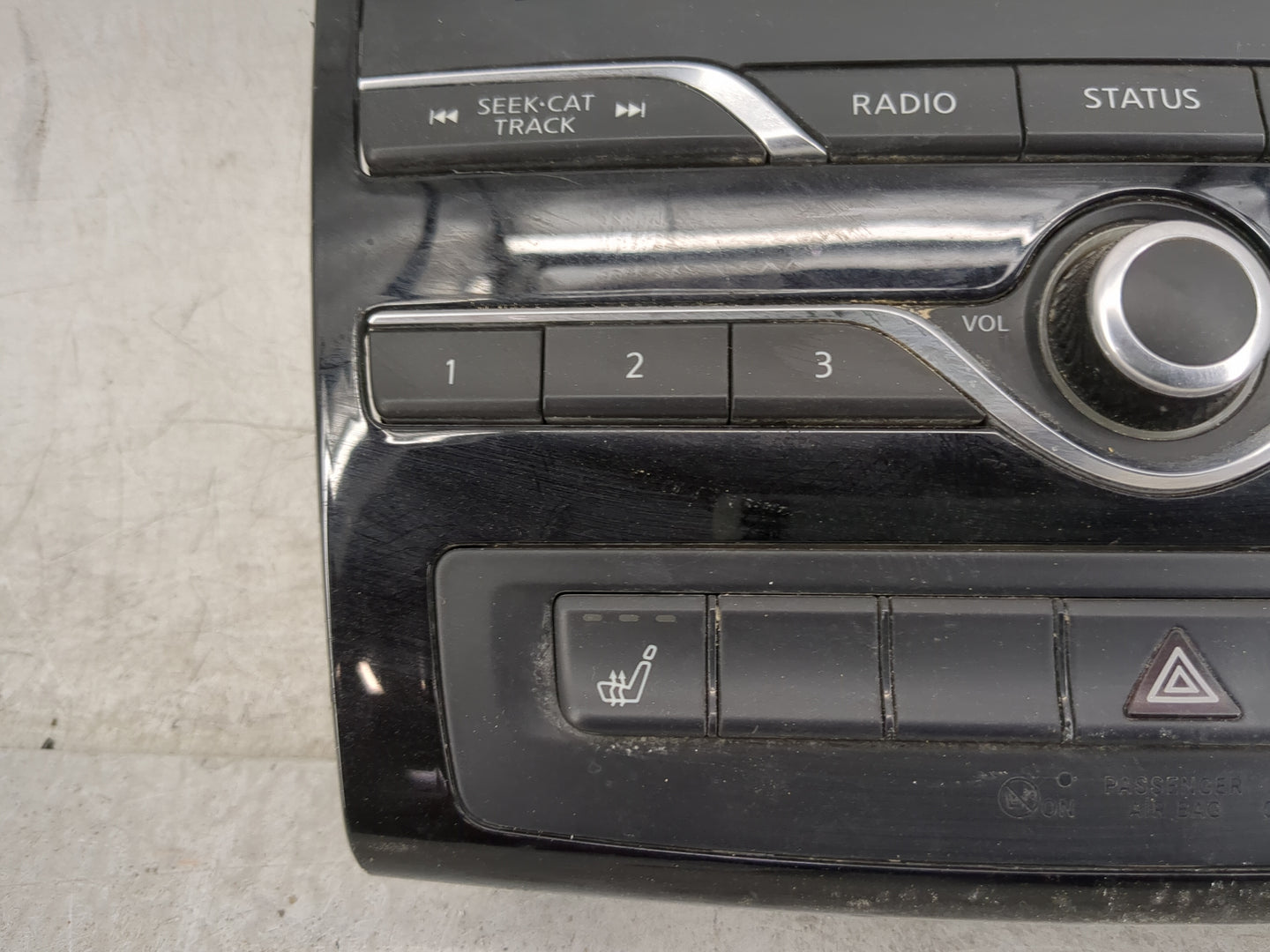 2017-2019 Infiniti Qx30 Radio Control Panel 1457657 - Oemusedautoparts1.com