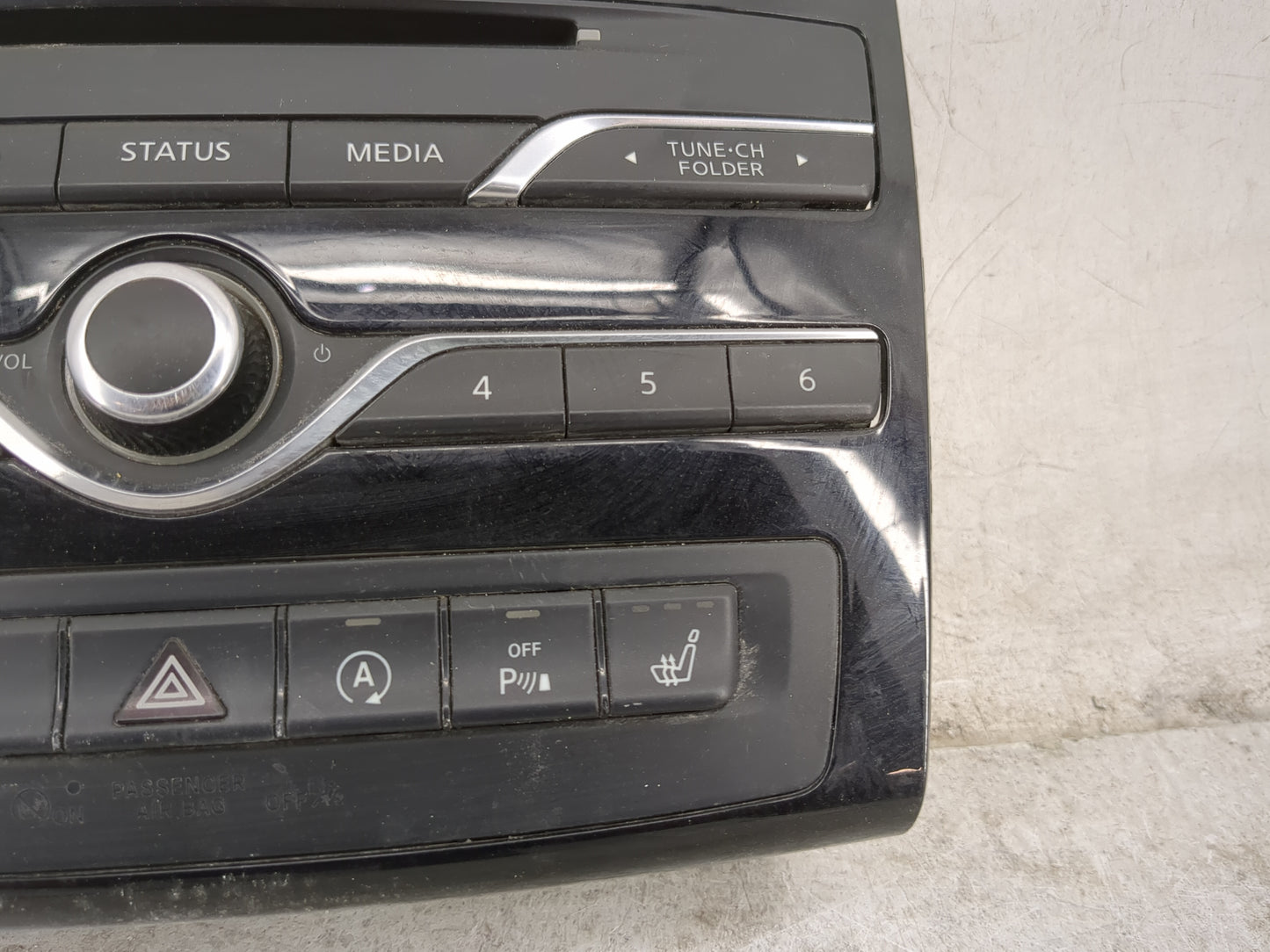 2017-2019 Infiniti Qx30 Radio Control Panel 1457657 - Oemusedautoparts1.com