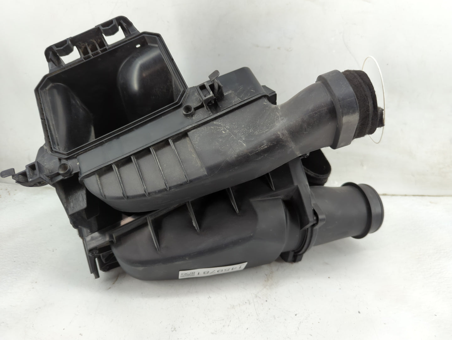 2017-2019 Infiniti Qx30 Air Cleaner Intake-duct Hose Tube 1459781 - Oemusedautoparts1.com
