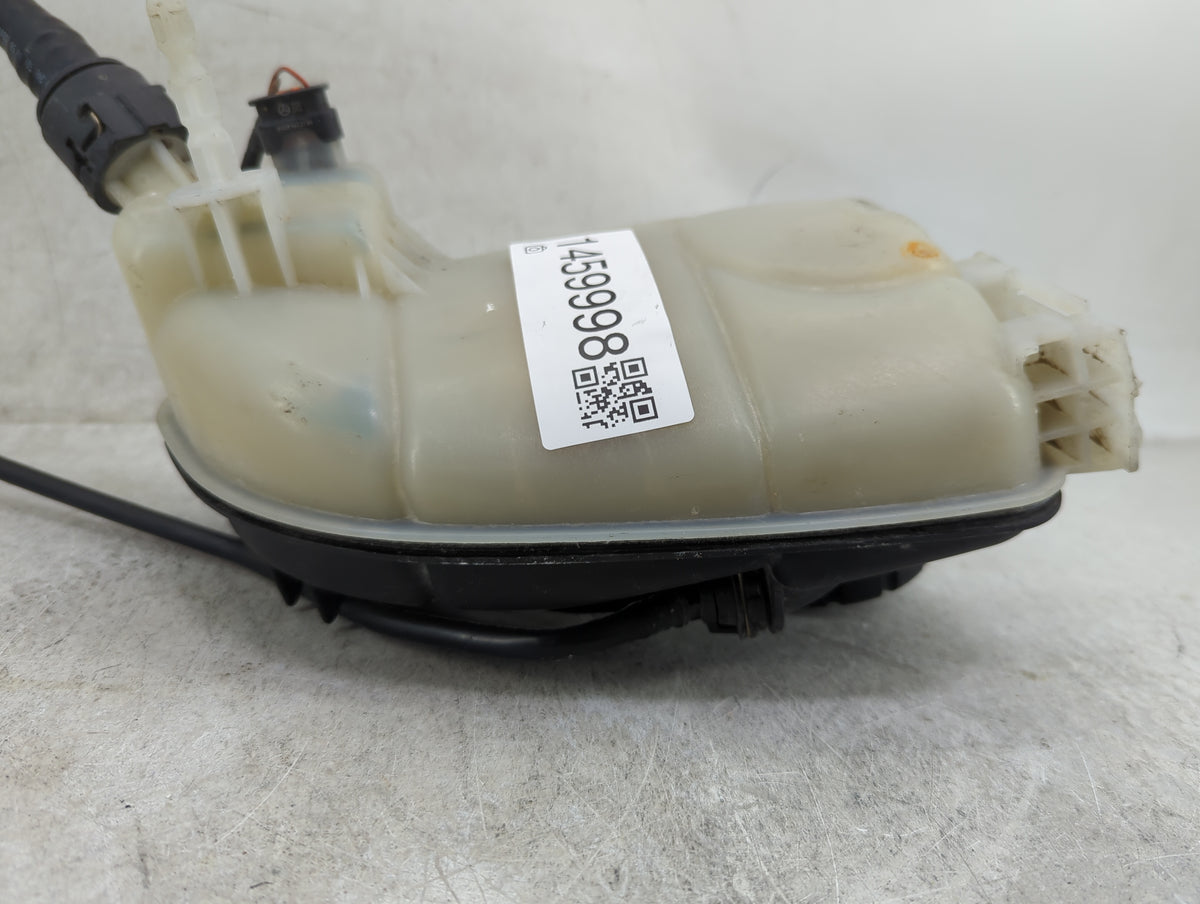 2017-2019 Infiniti Qx30 Radiator Coolant Overflow Expansion Tank Bottle 1459998 - Oemusedautoparts1.com
