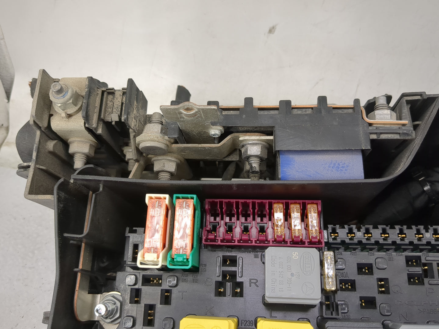 2017-2019 Infiniti Qx30 Fusebox Fuse Box Panel Relay Module P/N:A2465400182 Fits Fits 2017 2018 2019 OEM Used Auto Parts - O