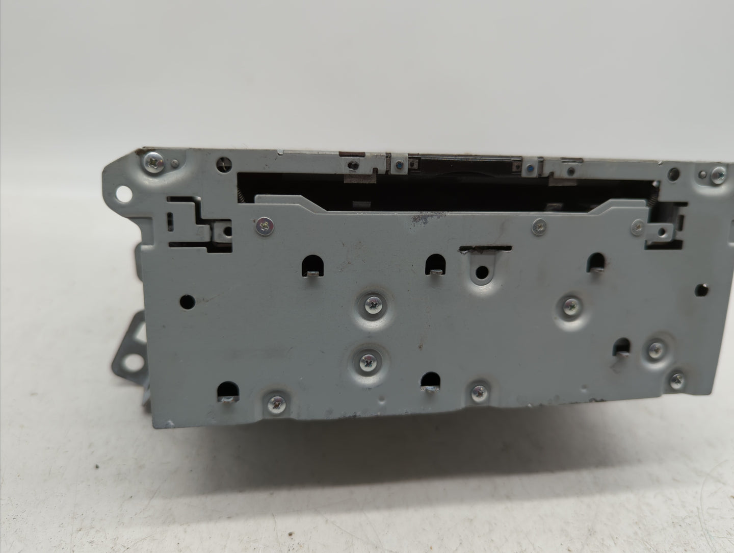 2017-2018 Infiniti Qx30 Radio AM FM Cd Player Receiver Replacement P/N:28330 4HB3B 28330 4HB5A Fits Fits 2016 2017 2018 OEM 