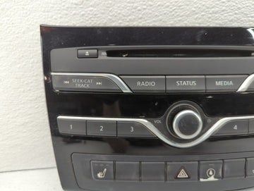 2017-2019 Infiniti Qx30 Radio Control Panel