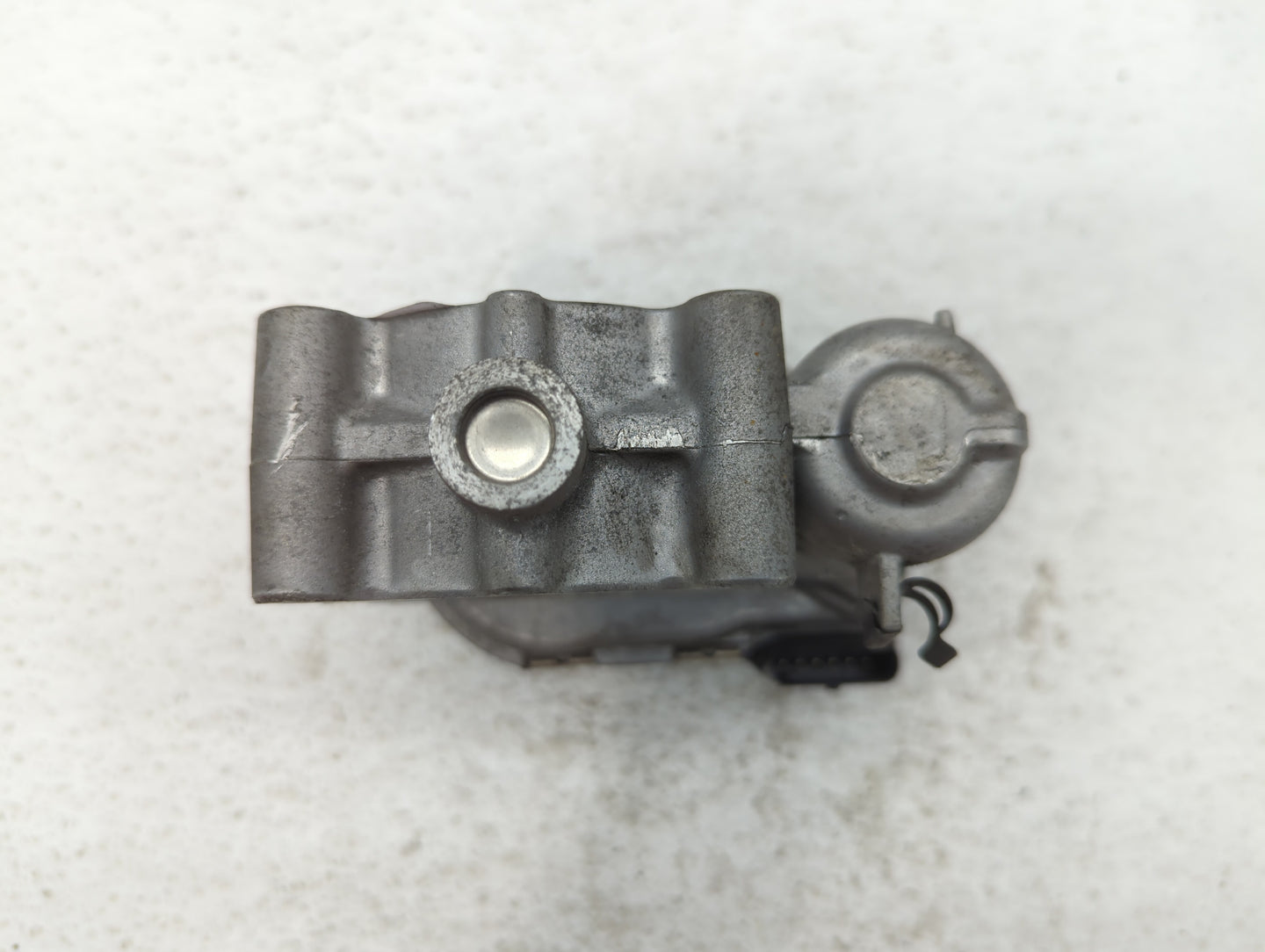 2017-2019 Infiniti Qx30 Throttle Body P/N:A 270 141 00 25 RME60-52 Fits Fits 2016 2017 2018 2019 OEM Used Auto Parts - Oemus