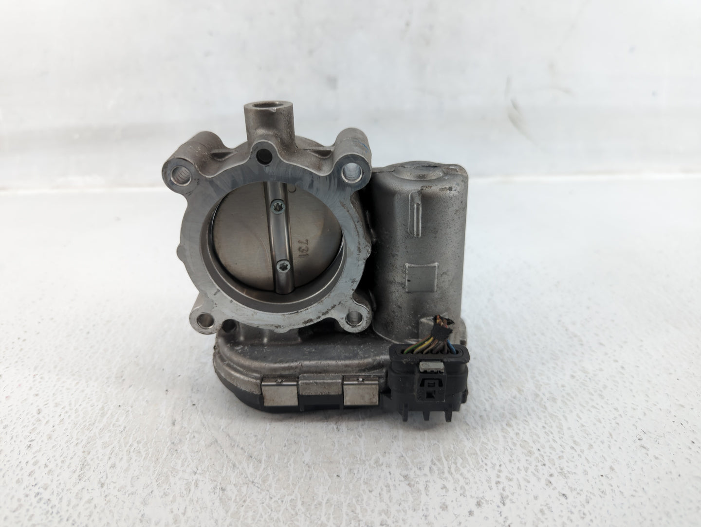 2017-2019 Infiniti Qx30 Throttle Body P/N:A 270 141 00 25 RME60-52 Fits Fits 2016 2017 2018 2019 OEM Used Auto Parts - Oemus