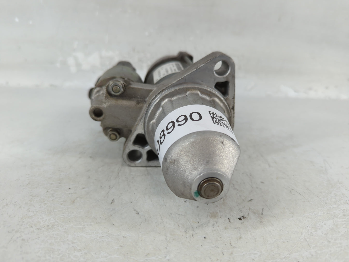 2017-2019 Infiniti Qx30 Car Starter Motor Solenoid OEM P/N:A 645 906 08 00 Fits Fits 2017 2018 2019 OEM Used Auto Parts - Oe