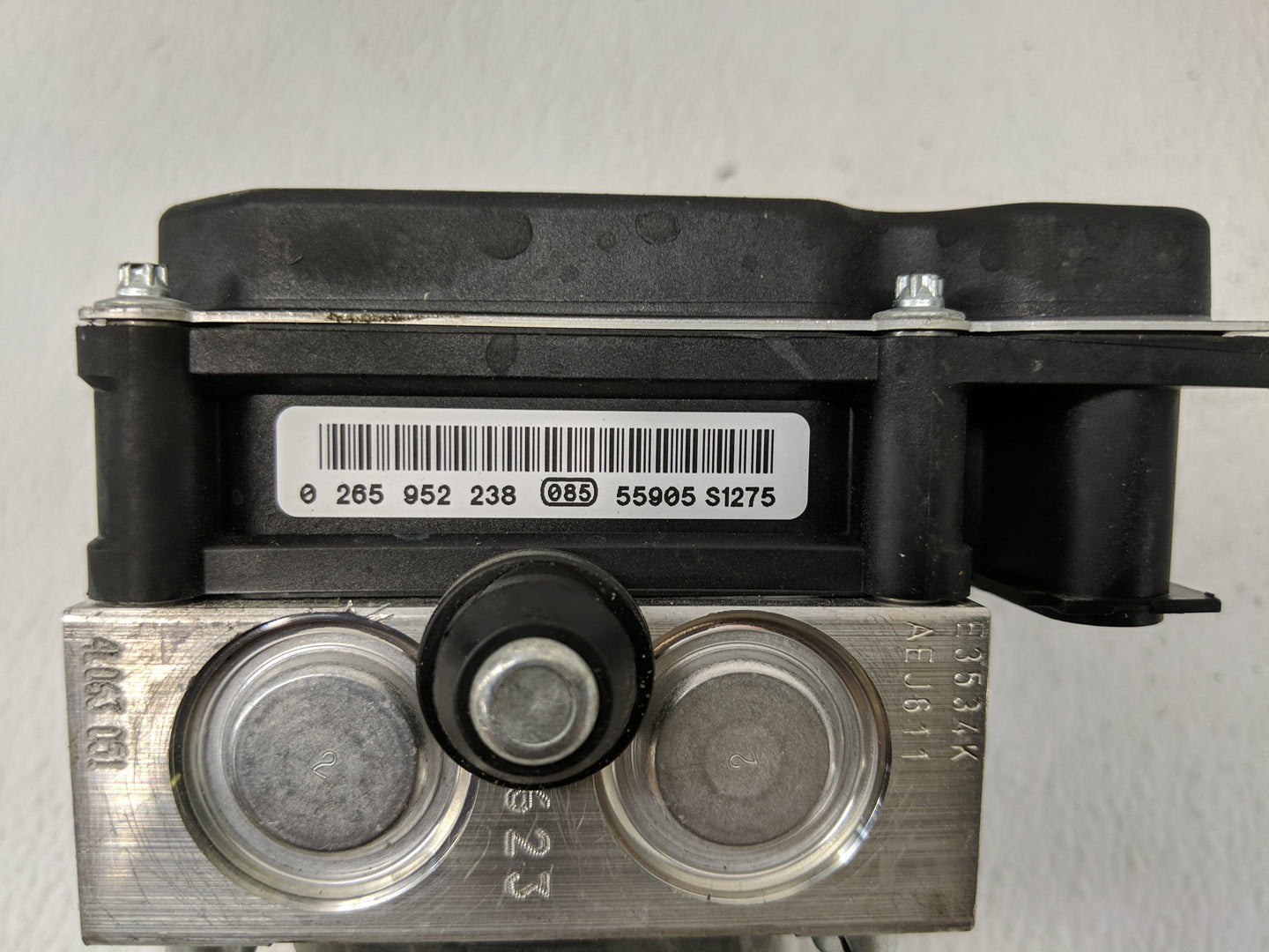 2016-2017 Infiniti Qx50 ABS Pump Control Module Replacement P/N:47660 6WC0A Fits Fits 2016 2017 OEM Used Auto Parts - Oemuse