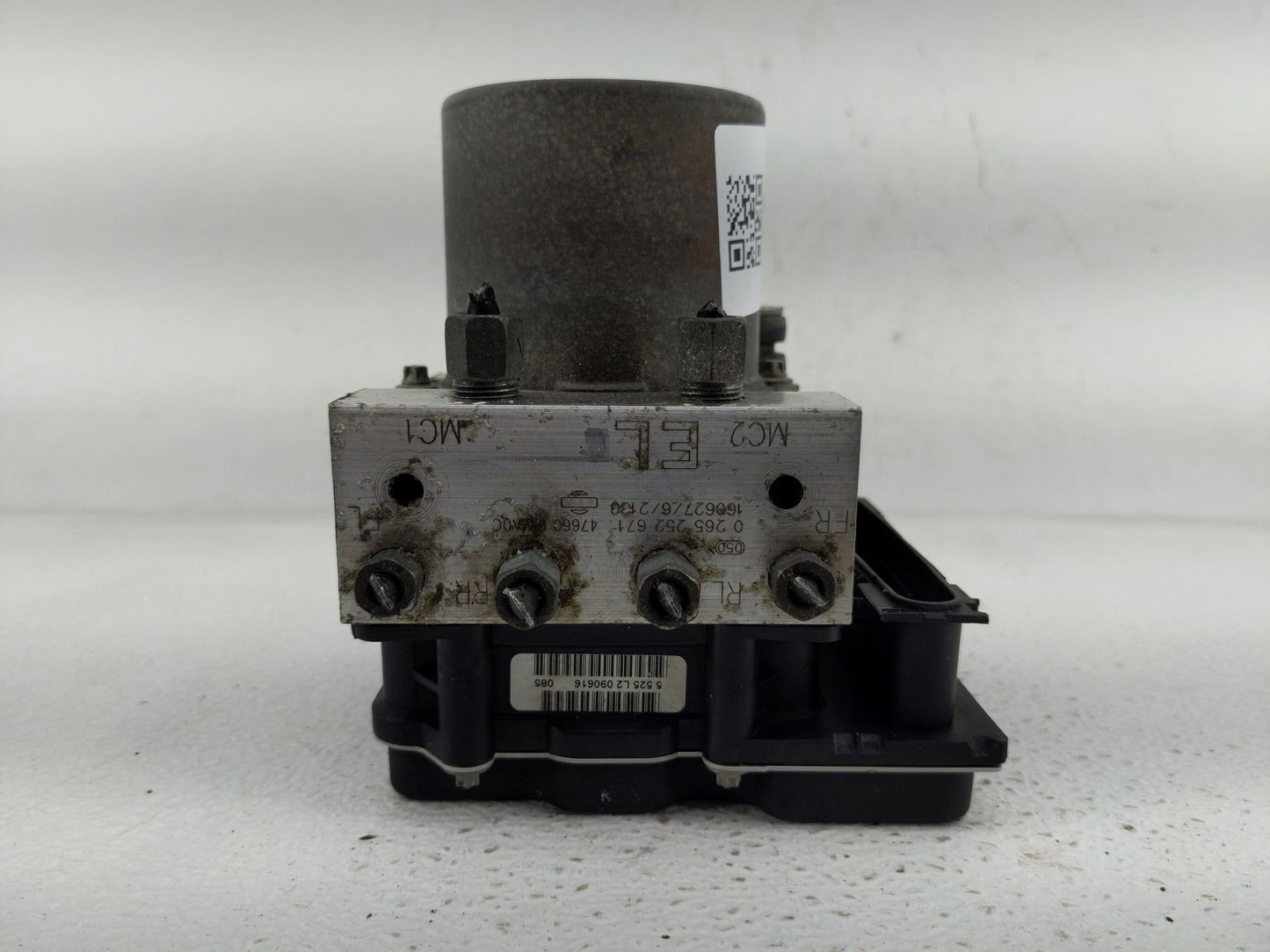 2016-2017 Infiniti Qx50 ABS Pump Control Module Replacement P/N:47660- 0WA0C 0 265 252 671 Fits Fits 2016 2017 OEM Used Auto