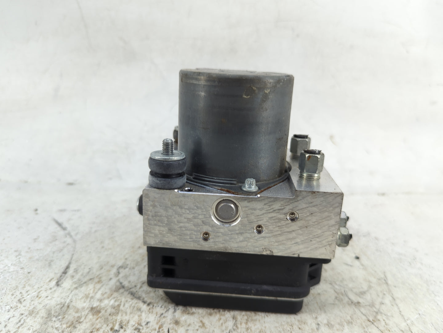 2016-2017 Infiniti Qx50 ABS Pump Control Module Replacement P/N:0265252671 47660 6WA0B, 17032978/2206 Fits Fits 2016 2017 OE