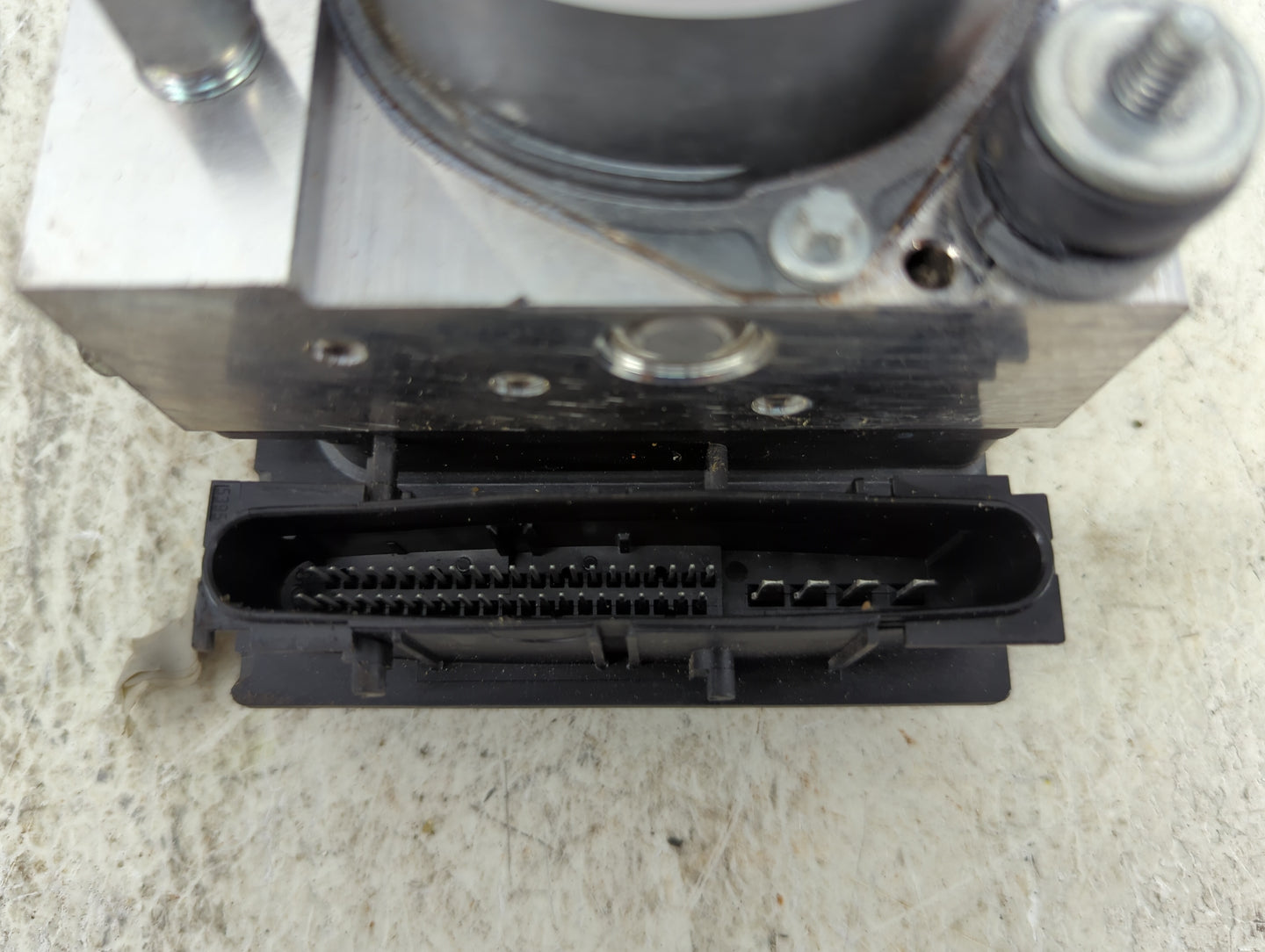 2016-2017 Infiniti Qx50 ABS Pump Control Module Replacement P/N:0265252671 47660 6WA0B, 17032978/2206 Fits Fits 2016 2017 OE