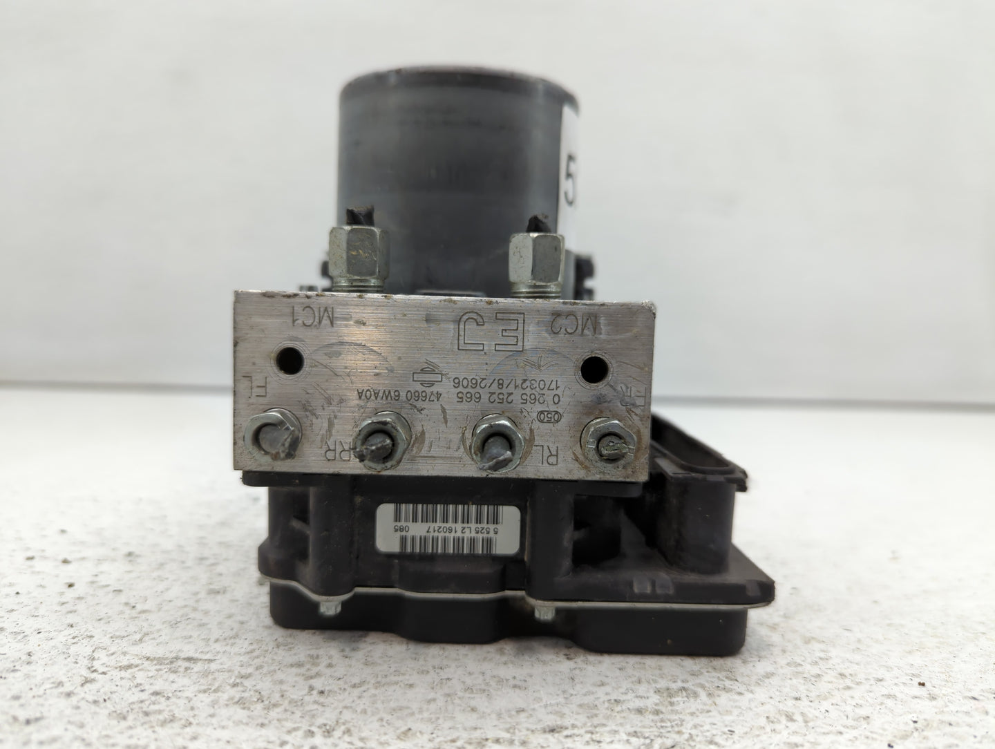 2016-2017 Infiniti Qx50 ABS Pump Control Module Replacement P/N:47660 6WA0A Fits Fits 2016 2017 OEM Used Auto Parts - Oemuse