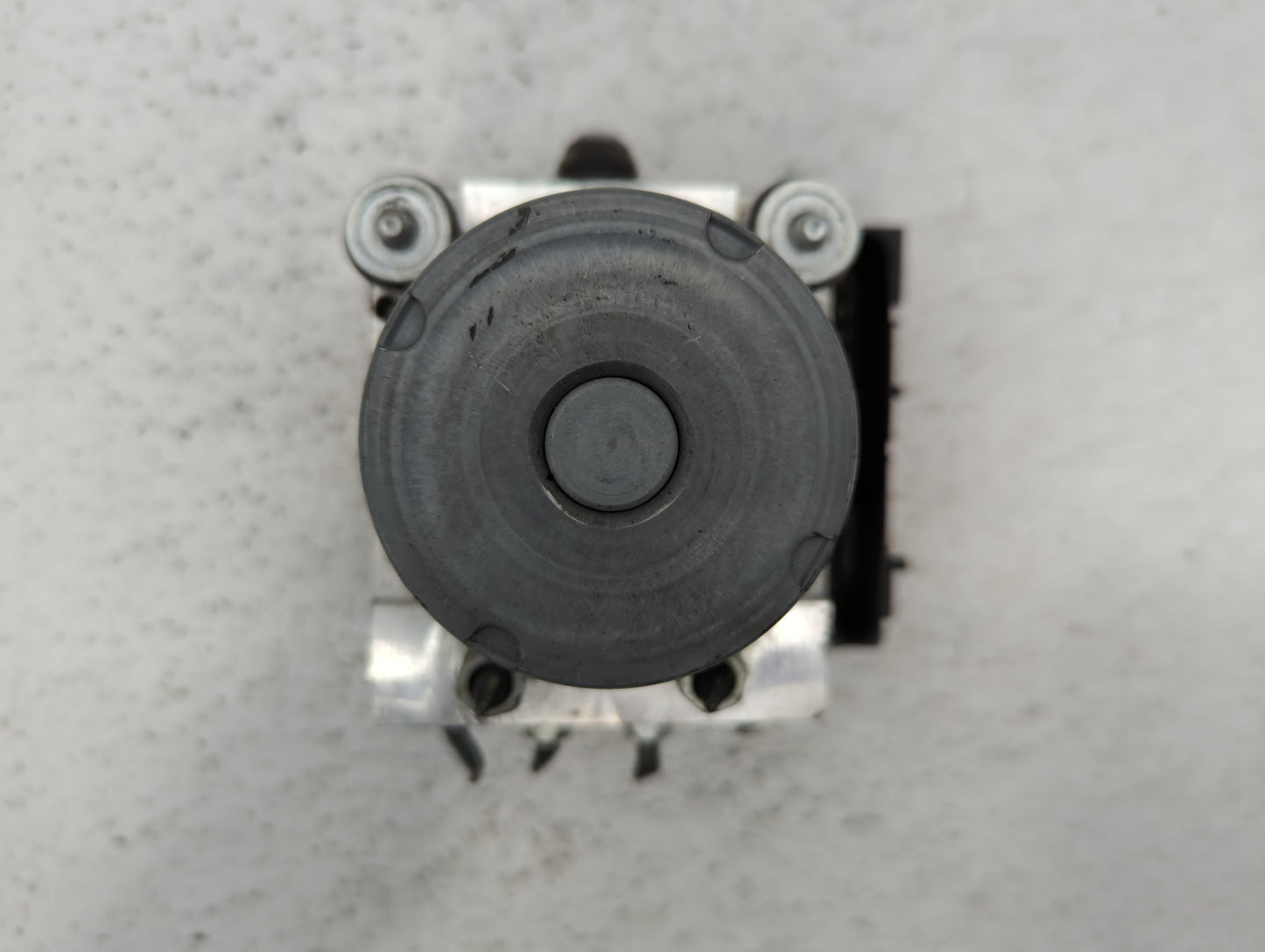 2016-2017 Infiniti Qx50 ABS Pump Control Module Replacement P/N:47660 6WA0A Fits Fits 2016 2017 OEM Used Auto Parts - Oemuse