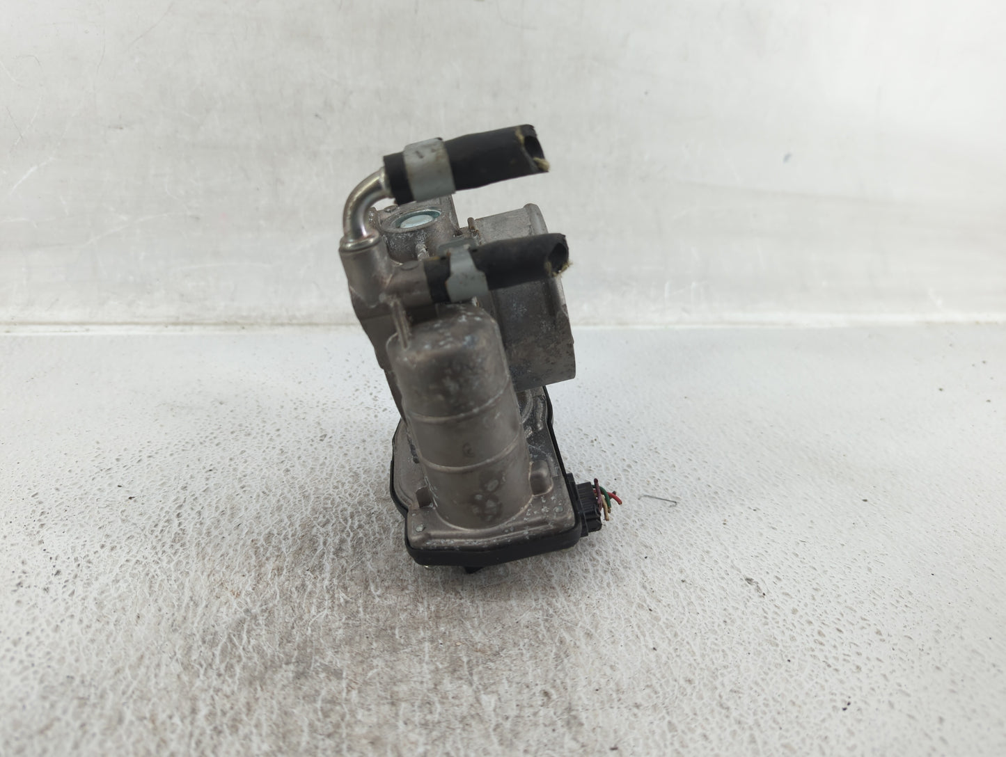 2014-2017 Infiniti Qx50 Throttle Body P/N:RME60-16 Fits Fits 2007 2008 2009 2010 2011 2012 2013 2014 2015 2016 2017 2018 201