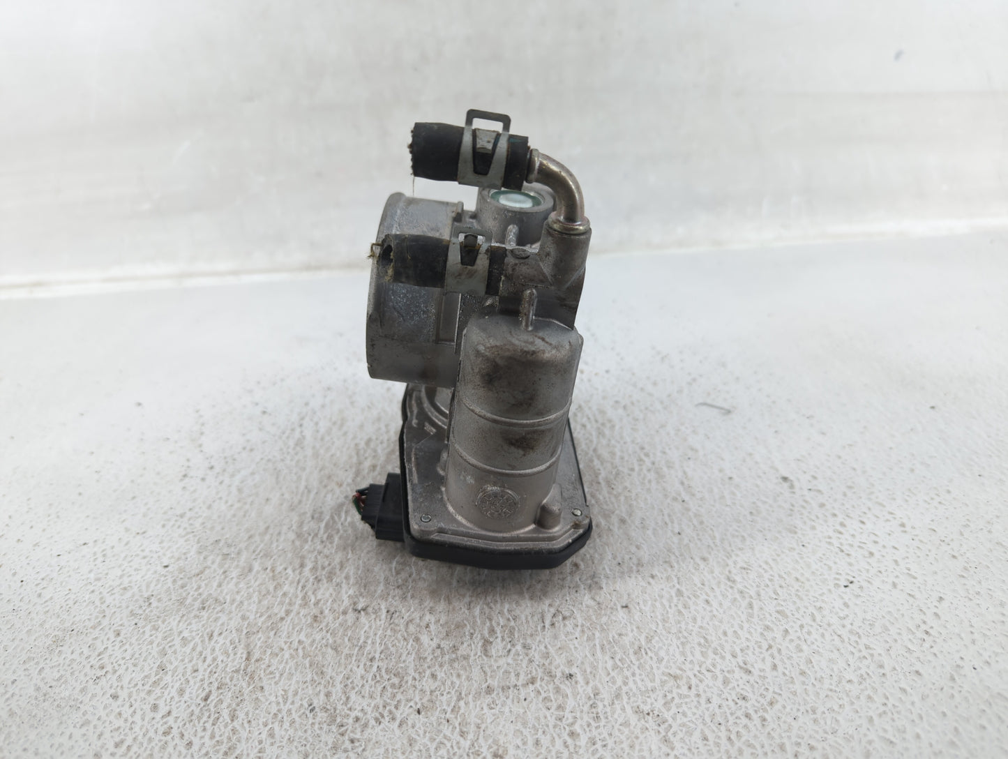 2014-2017 Infiniti Qx50 Throttle Body P/N:RME60-21 Fits Fits 2007 2008 2009 2010 2011 2012 2013 2014 2015 2016 2017 2018 201