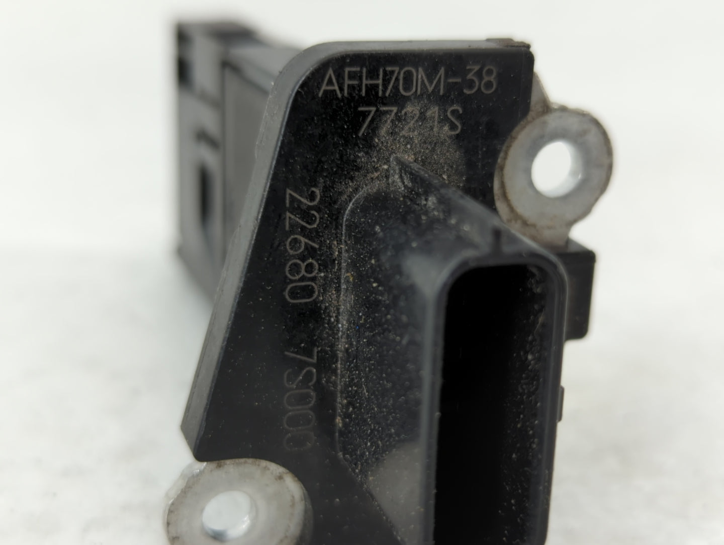 2014-2017 Infiniti Qx50 Mass Air Flow Meter Maf - Oemusedautoparts1.com