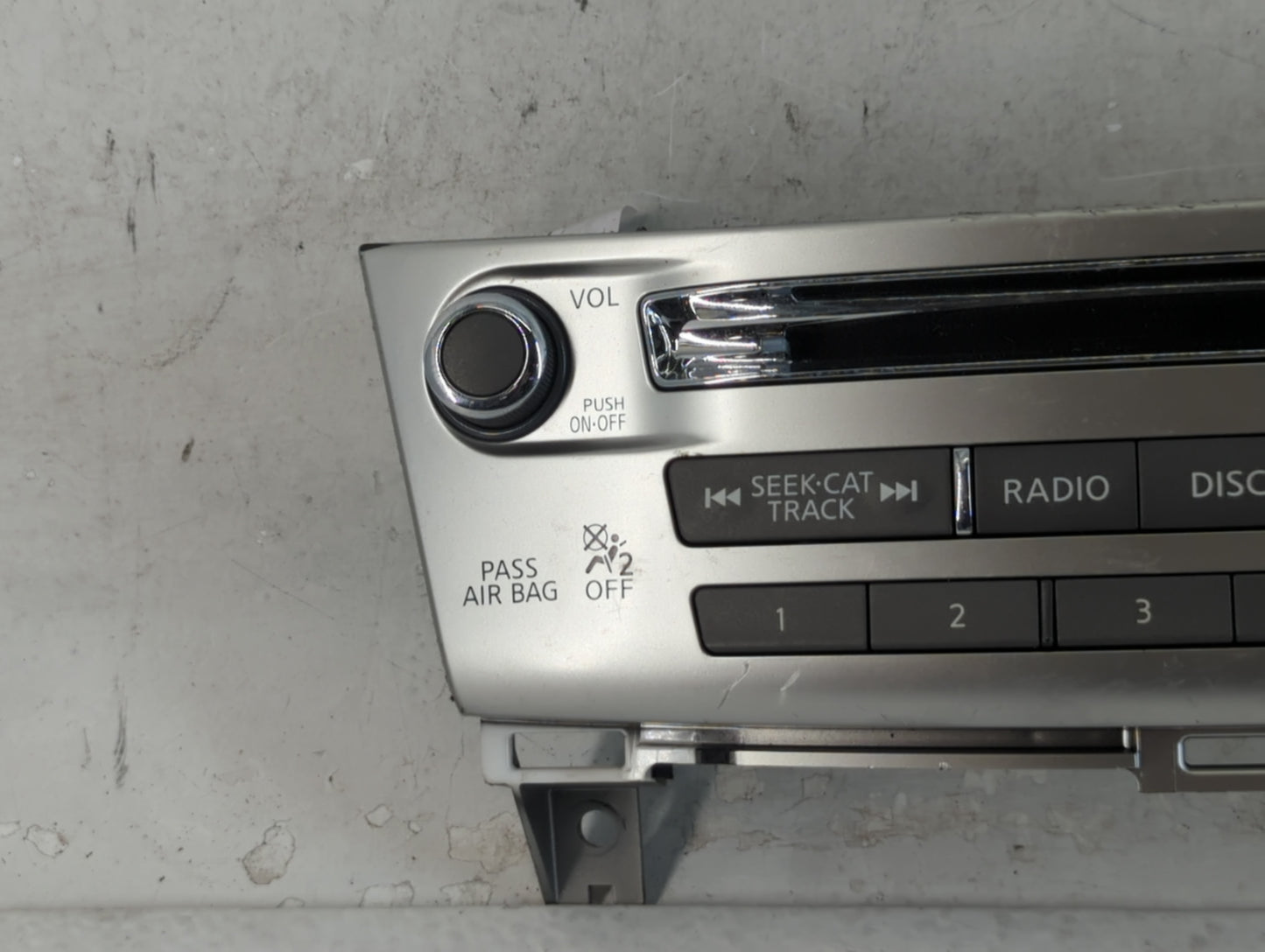 2017-2020 Infiniti Qx60 Radio AM FM Cd Player Receiver Replacement P/N:253919NJ1A Fits Fits 2017 2018 2019 2020 OEM Used Aut