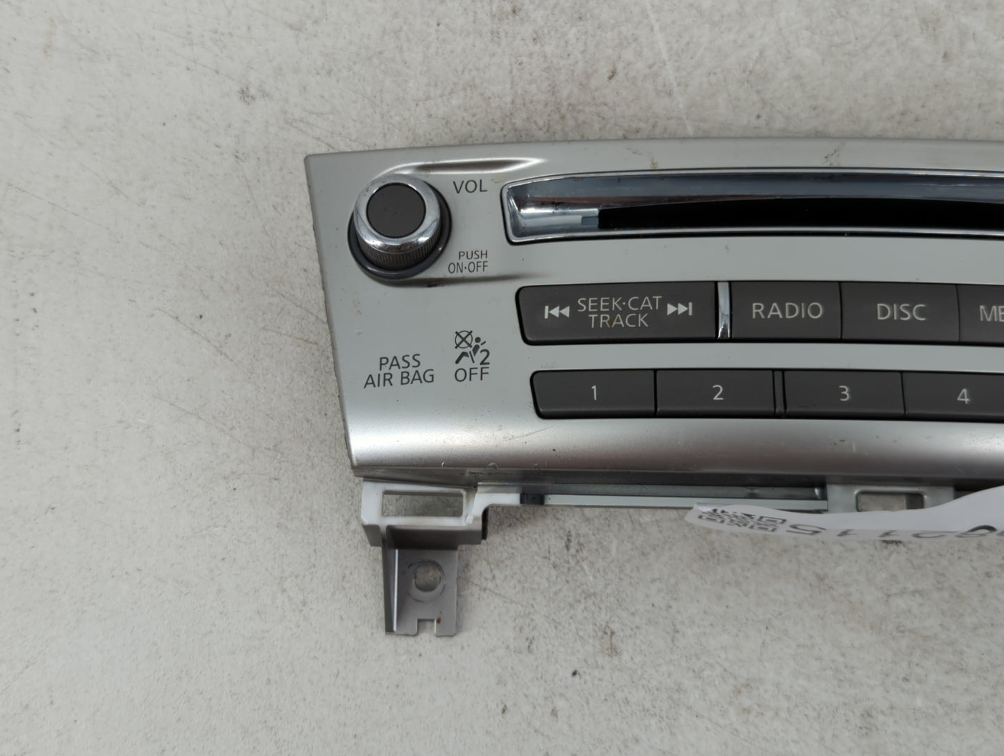 2017-2020 Infiniti Qx60 Radio AM FM Cd Player Receiver Replacement P/N:253W100A11 253919NJ1A Fits Fits 2017 2018 2019 2020 O