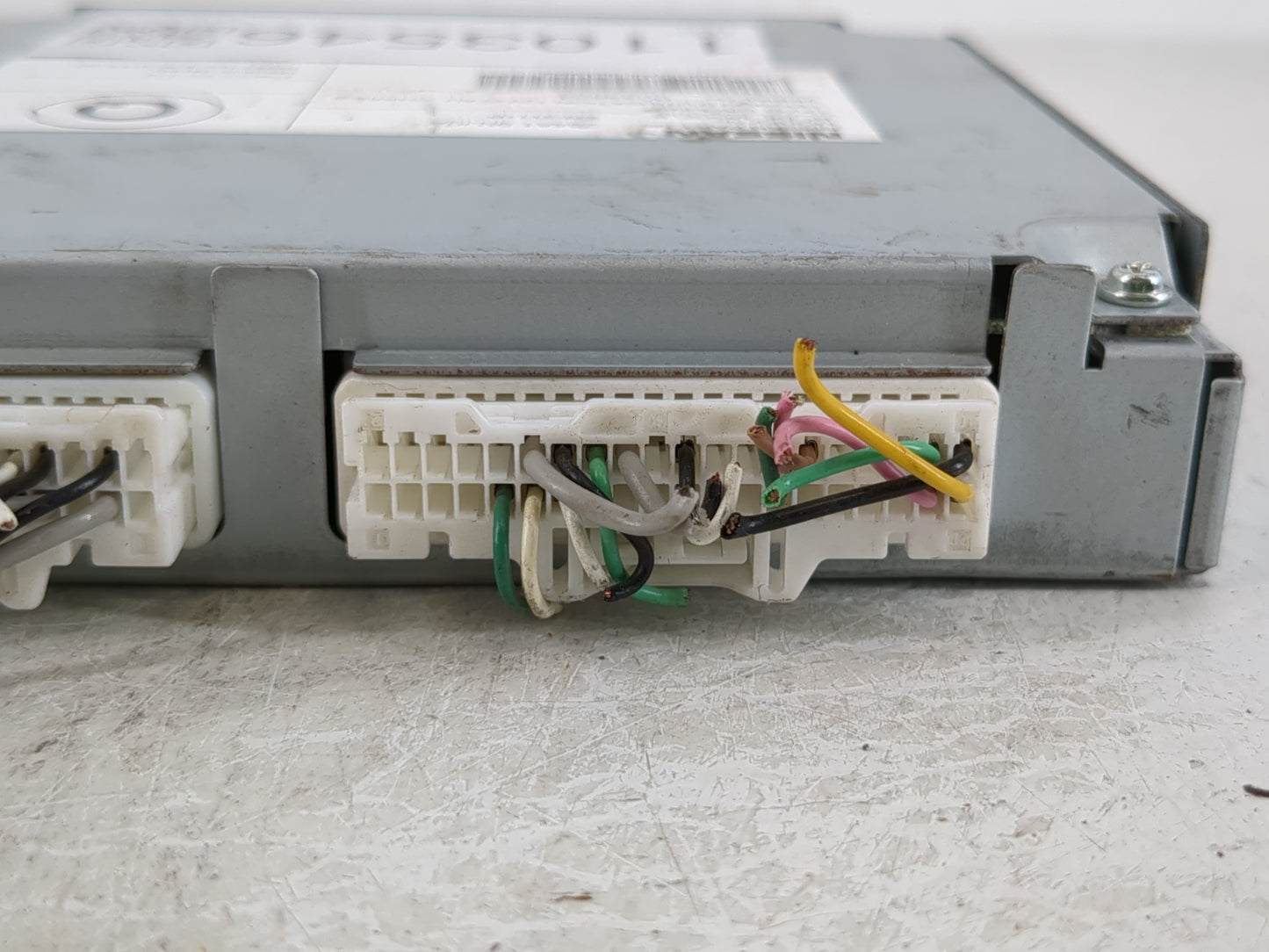 2017-2017 Infiniti Qx60 Chassis Control Module Ccm Bcm Body Control - Oemusedautoparts1.com