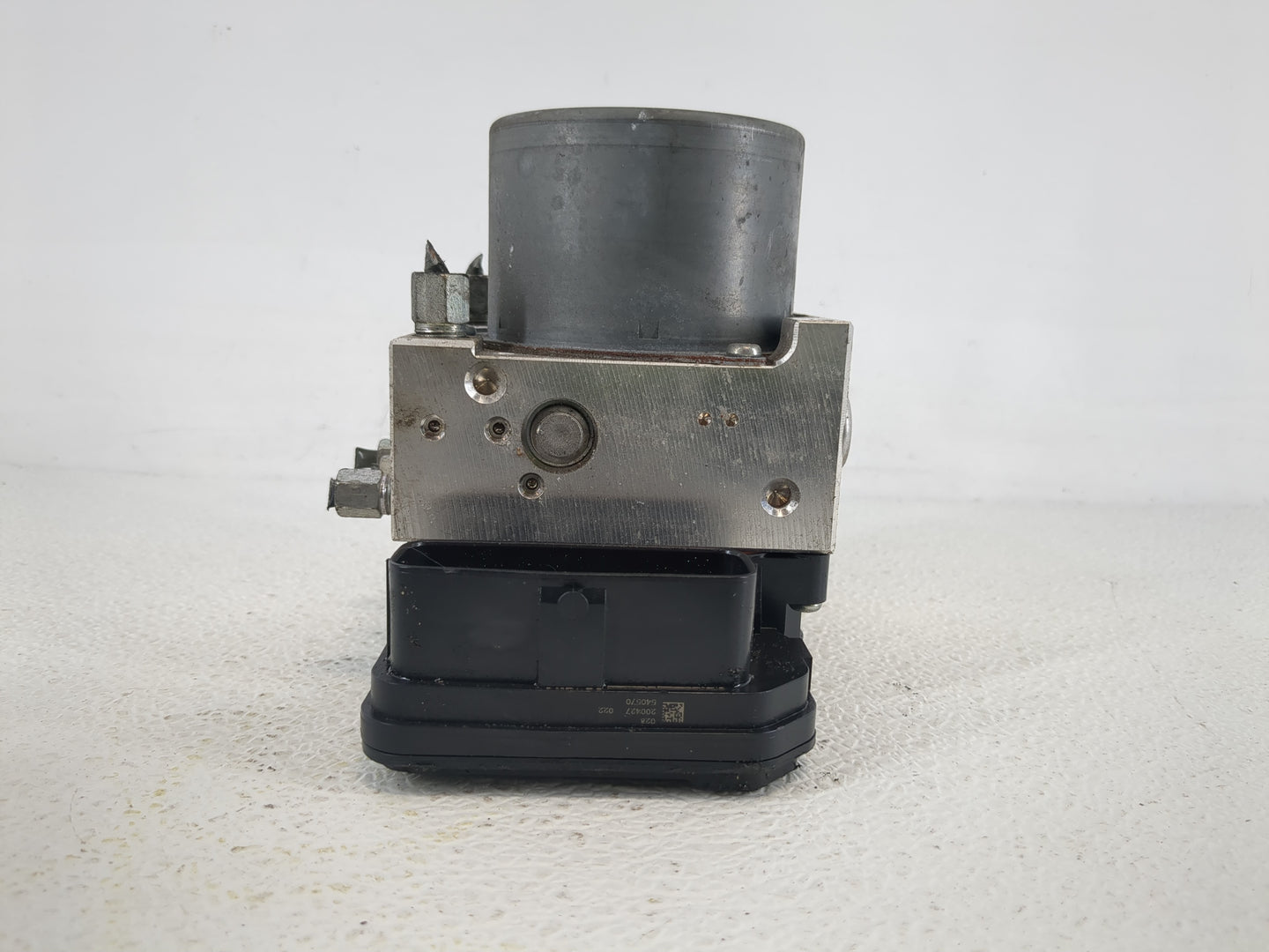 2017 Infiniti Qx60 ABS Pump Control Module Replacement Fits OEM Used Auto Parts - Oemusedautoparts1.com
