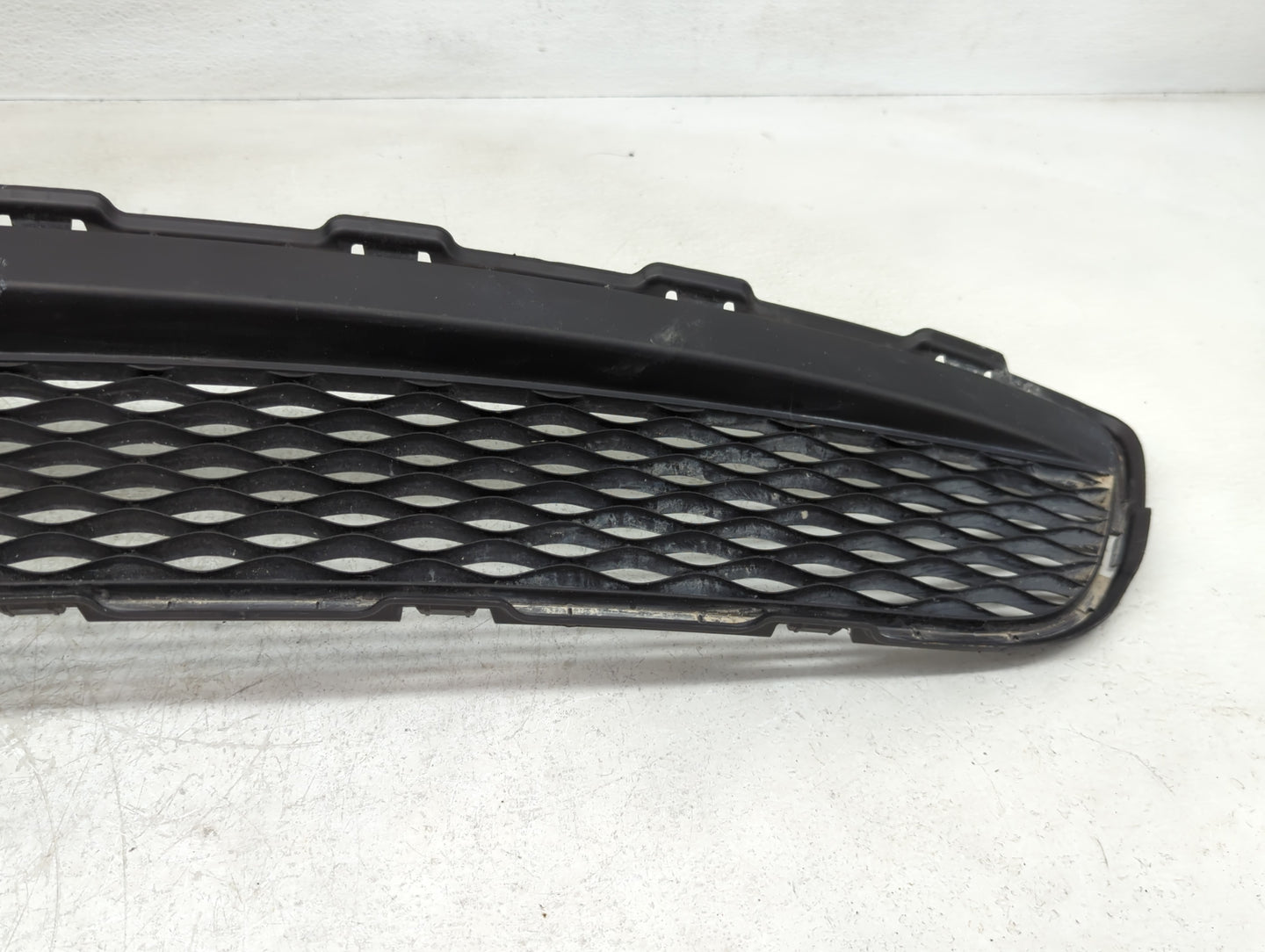 2016-2020 Infiniti Qx60 Front Grille Bumper Not Included - Oemusedautoparts1.com