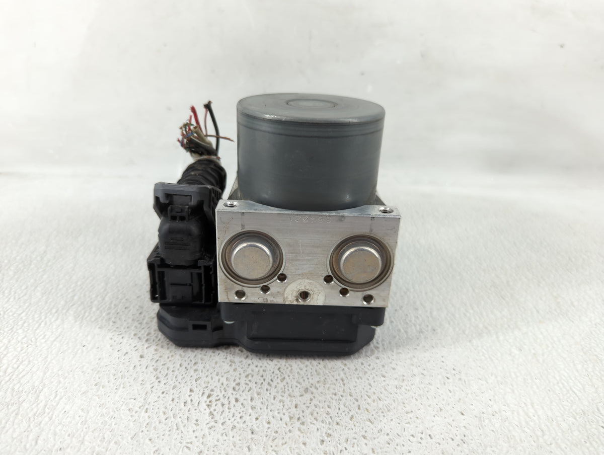 2017 Infiniti Qx60 Anti-Lock Brake ABS Pump Module Actuator OEM P/N:116030-51090 Fits OEM Used Auto Parts - Oemusedautoparts