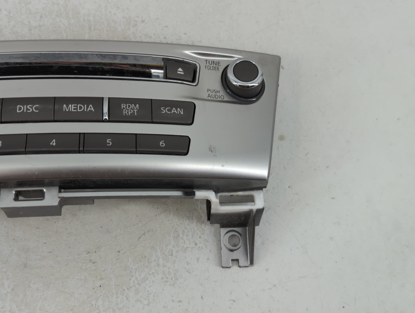 2017-2020 Infiniti Qx60 Radio Control Panel - Oemusedautoparts1.com