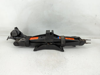compare product 2017 Infiniti Qx60 Spare Scissor Car Jack
