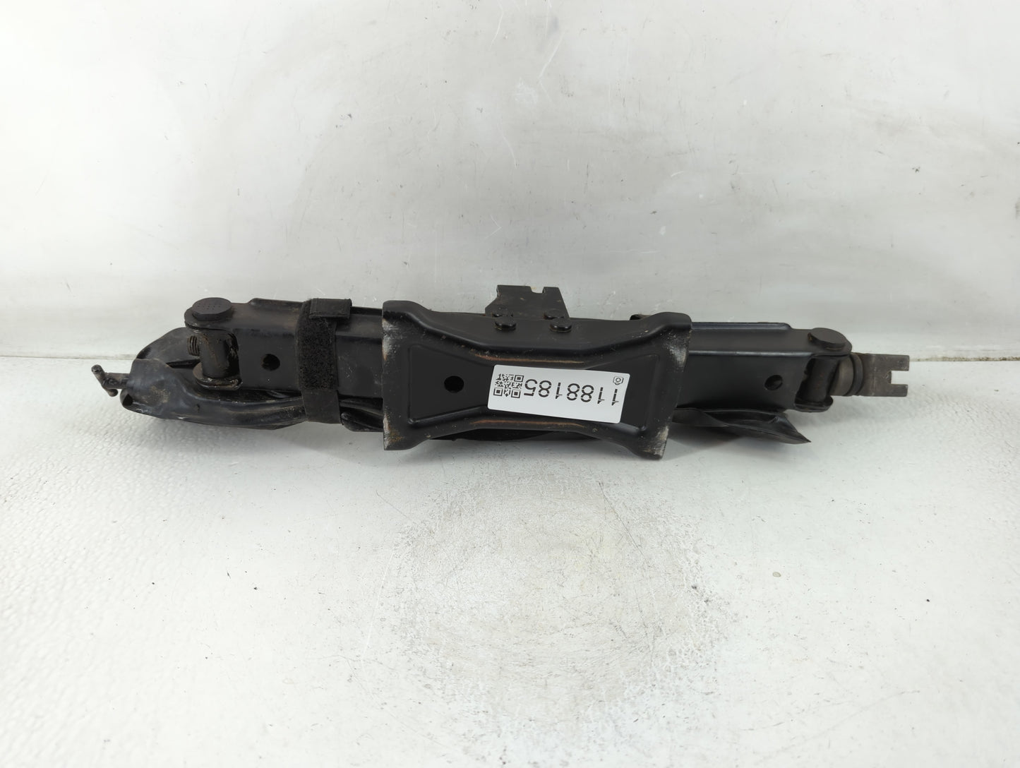 2017 Infiniti Qx60 Spare Scissor Car Jack - Oemusedautoparts1.com