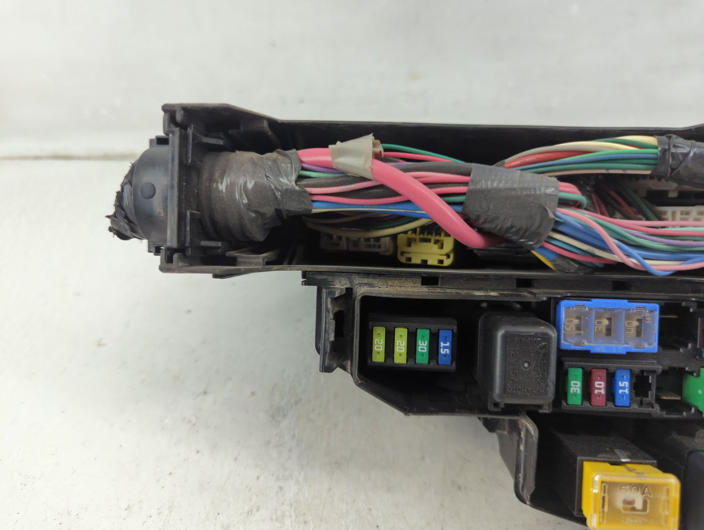 2015-2020 Infiniti Qx60 Fusebox Fuse Box Panel Relay Module P/N:5377 Fits Fits 2015 2016 2017 2018 2019 2020 2022 OEM Used A