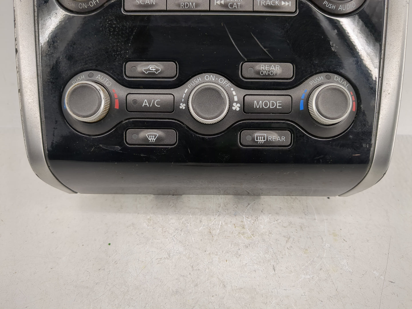 2017-2020 Infiniti Qx60 Radio AM FM Cd Player Receiver Replacement P/N:9PJ0B 210220 Fits Fits 2017 2018 2019 2020 OEM Used A