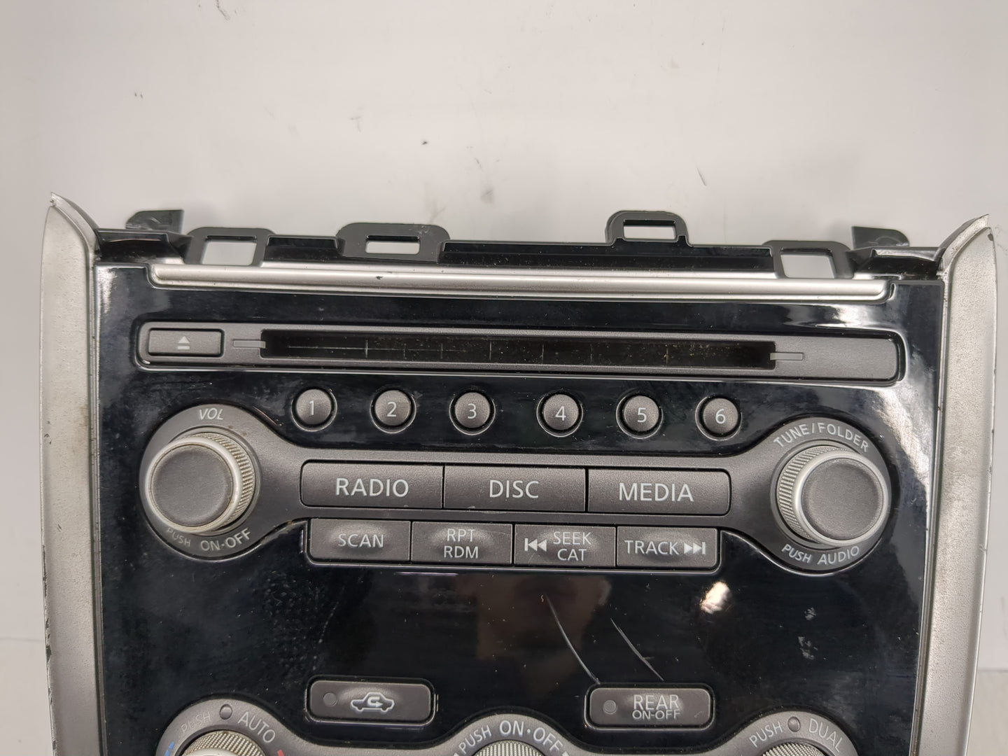2017-2020 Infiniti Qx60 Radio AM FM Cd Player Receiver Replacement P/N:9PJ0B 210220 Fits Fits 2017 2018 2019 2020 OEM Used A