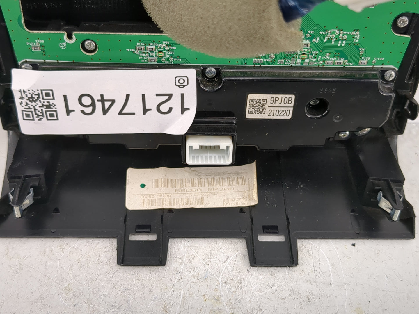 2017-2020 Infiniti Qx60 Radio AM FM Cd Player Receiver Replacement P/N:9PJ0B 210220 Fits Fits 2017 2018 2019 2020 OEM Used A