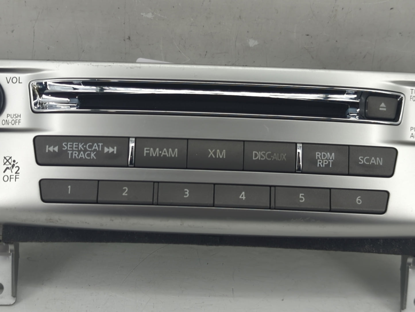 2017 Infiniti Qx60 Radio AM FM Cd Player Receiver Replacement P/N:253W100A11 Fits Fits 2011 2012 2013 OEM Used Auto Parts - 
