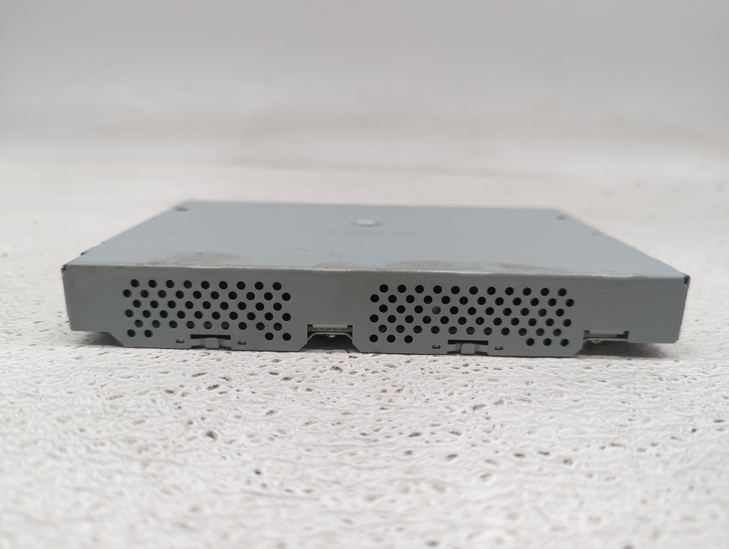 2017-2017 Infiniti Qx60 Communication Control Module 25915-4hb5d - Oemusedautoparts1.com