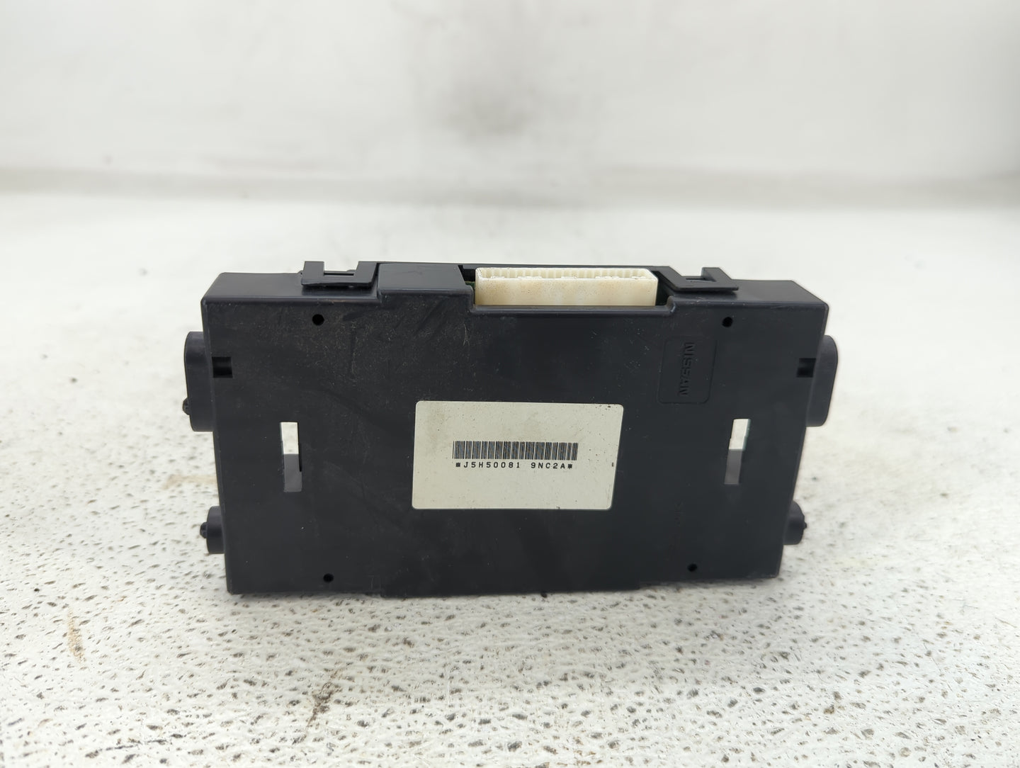 2017-2017 Infiniti Qx60 Temperature Control Module 277609nc2a - Oemusedautoparts1.com