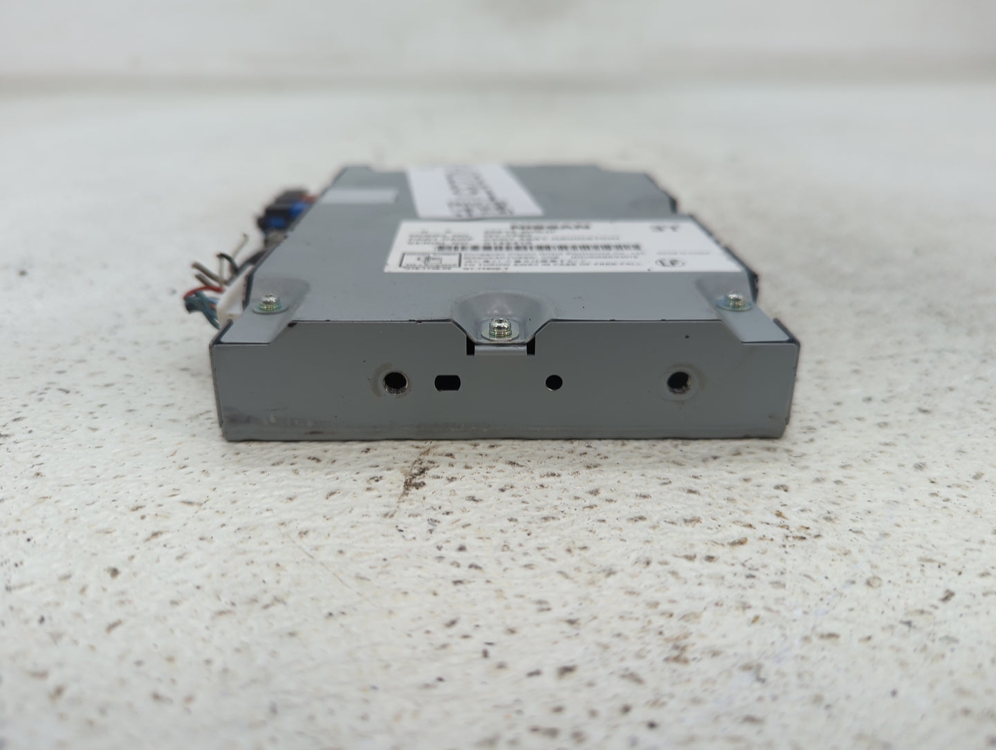 2017-2017 Infiniti Qx60 Chassis Control Module Ccm Bcm Body Control - Oemusedautoparts1.com