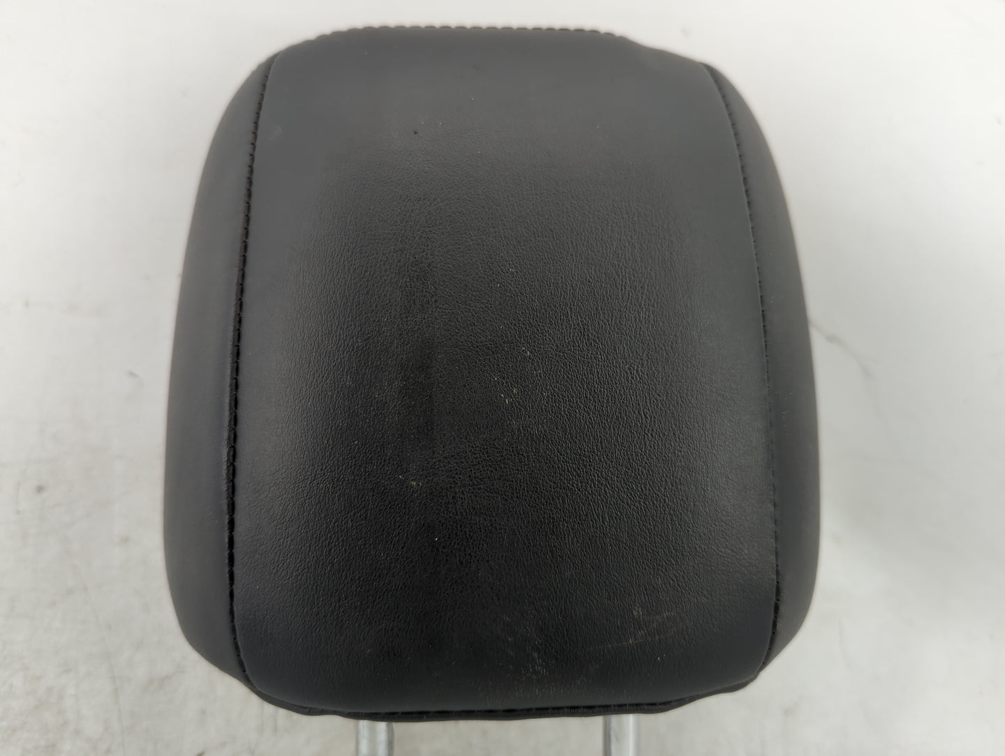 2016-2018 Infiniti Qx60 Headrest Head Rest Rear Seat Fits Fits 2016 2017 2018 OEM Used Auto Parts - Oemusedautoparts1.com