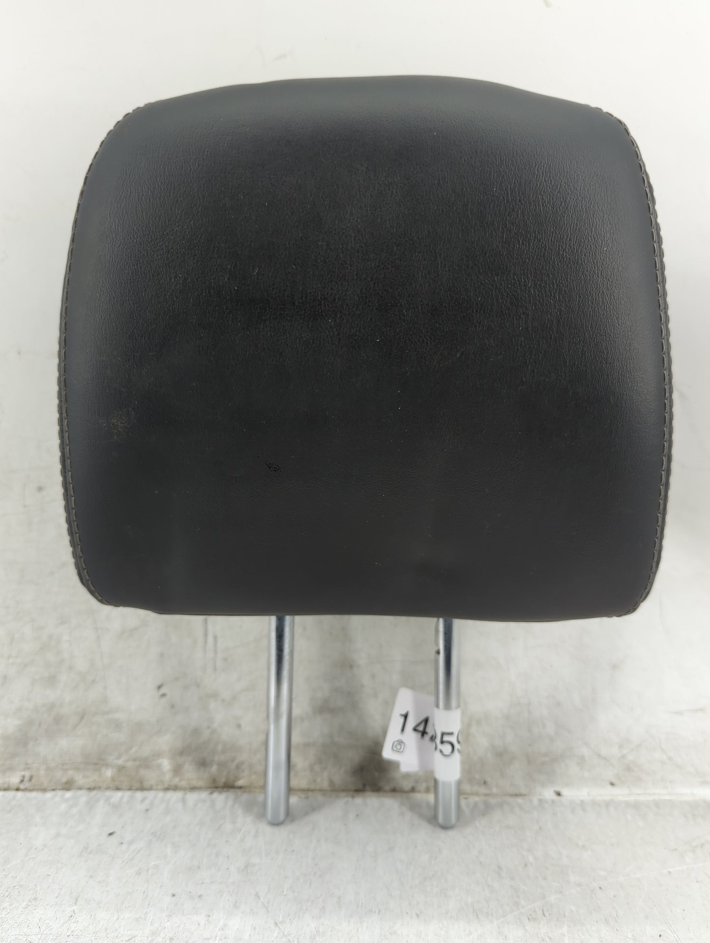 2017-2018 Infiniti Qx60 Headrest Head Rest Rear Seat Fits Fits 2017 2018 OEM Used Auto Parts - Oemusedautoparts1.com