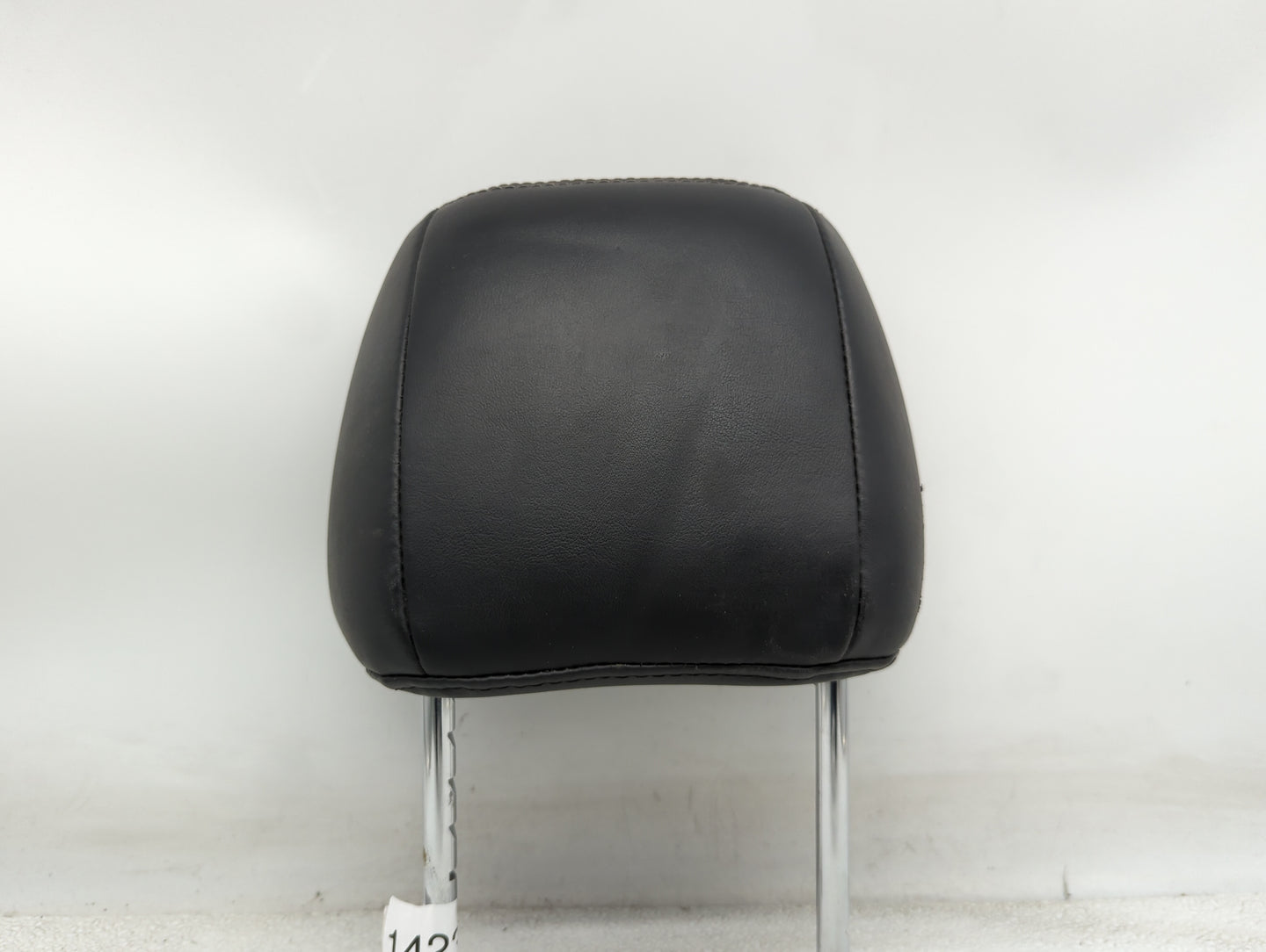 2016-2018 Infiniti Qx60 Headrest Head Rest Front Driver Seat Black - Oemusedautoparts1.com
