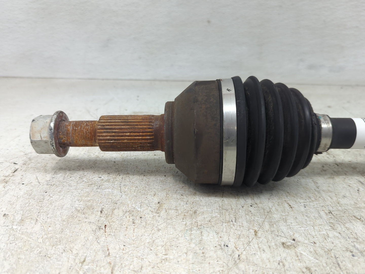 2015-2020 Infiniti Qx60 Axle Shaft Front Driver Cv C/v - Oemusedautoparts1.com