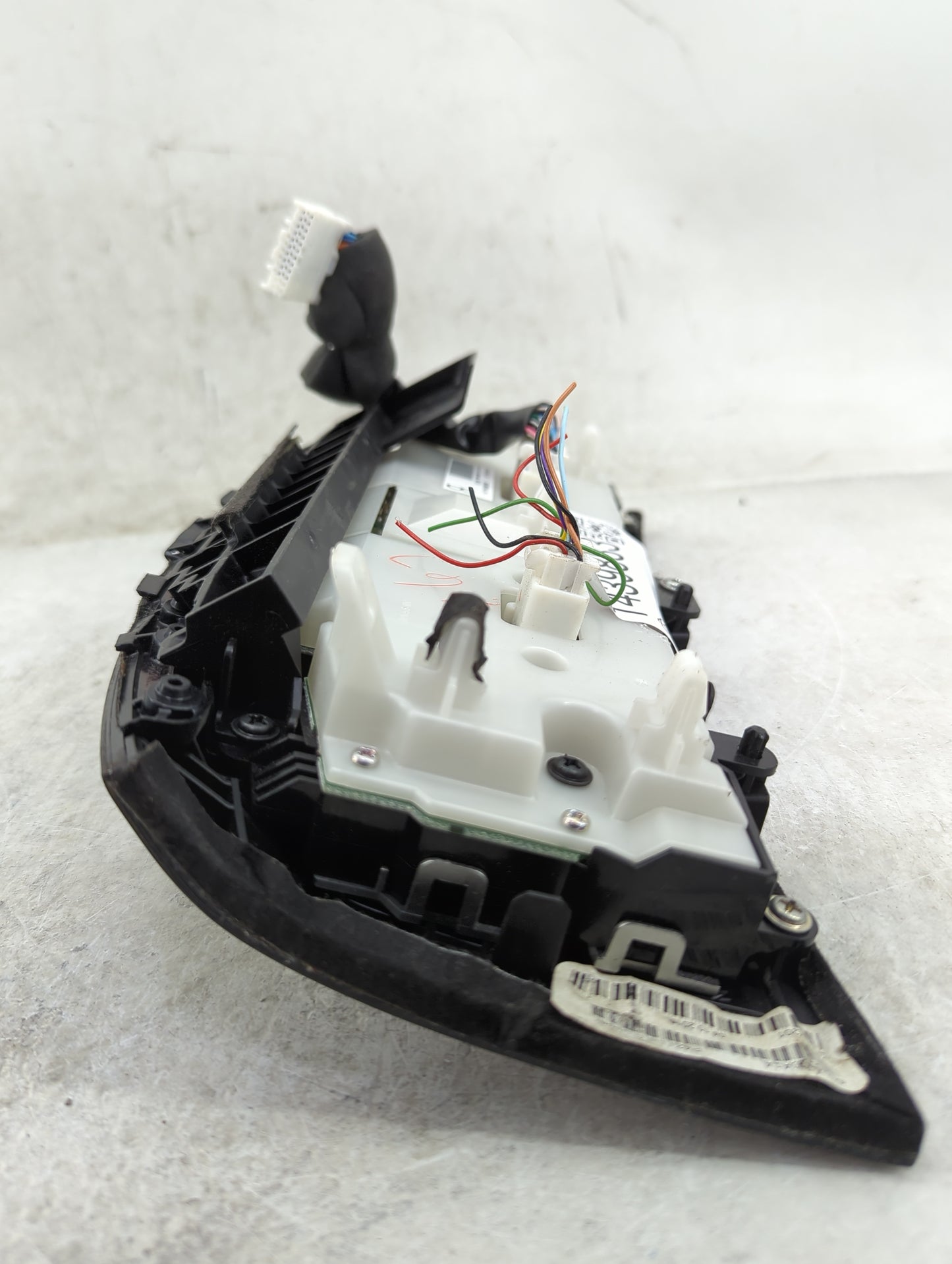 2017 Infiniti Qx60 Climate Control Module Temperature AC/Heater Replacement Fits OEM Used Auto Parts - Oemusedautoparts1.com
