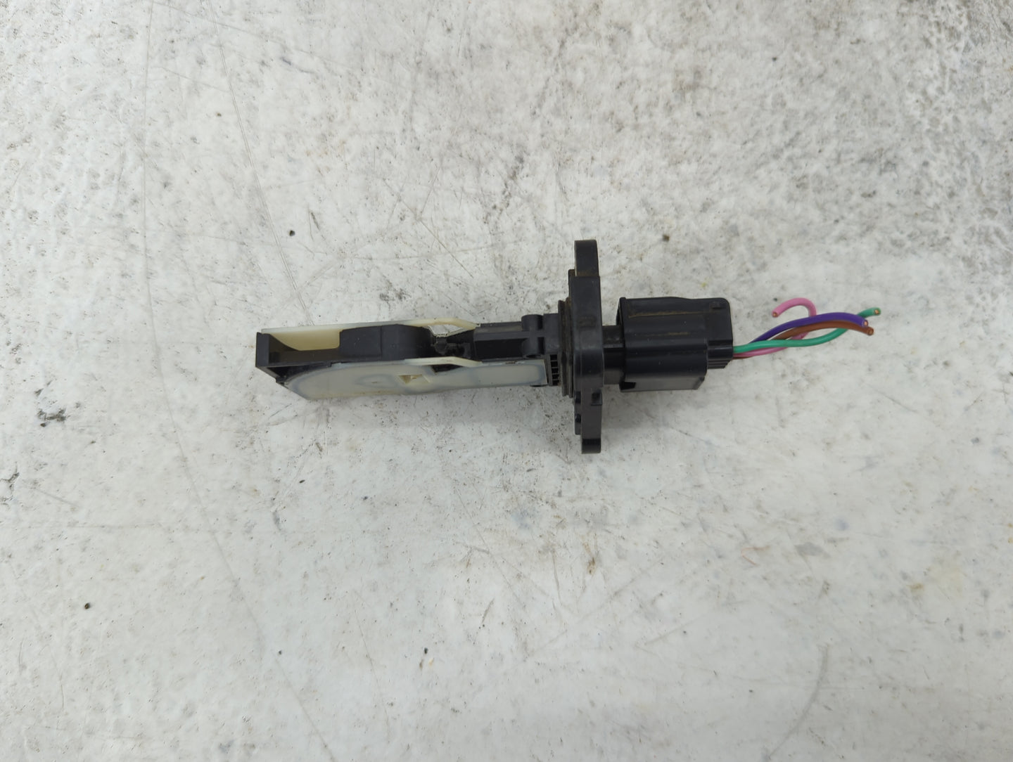2017-2020 Infiniti Qx60 Mass Air Flow Meter Maf 1486180 - Oemusedautoparts1.com