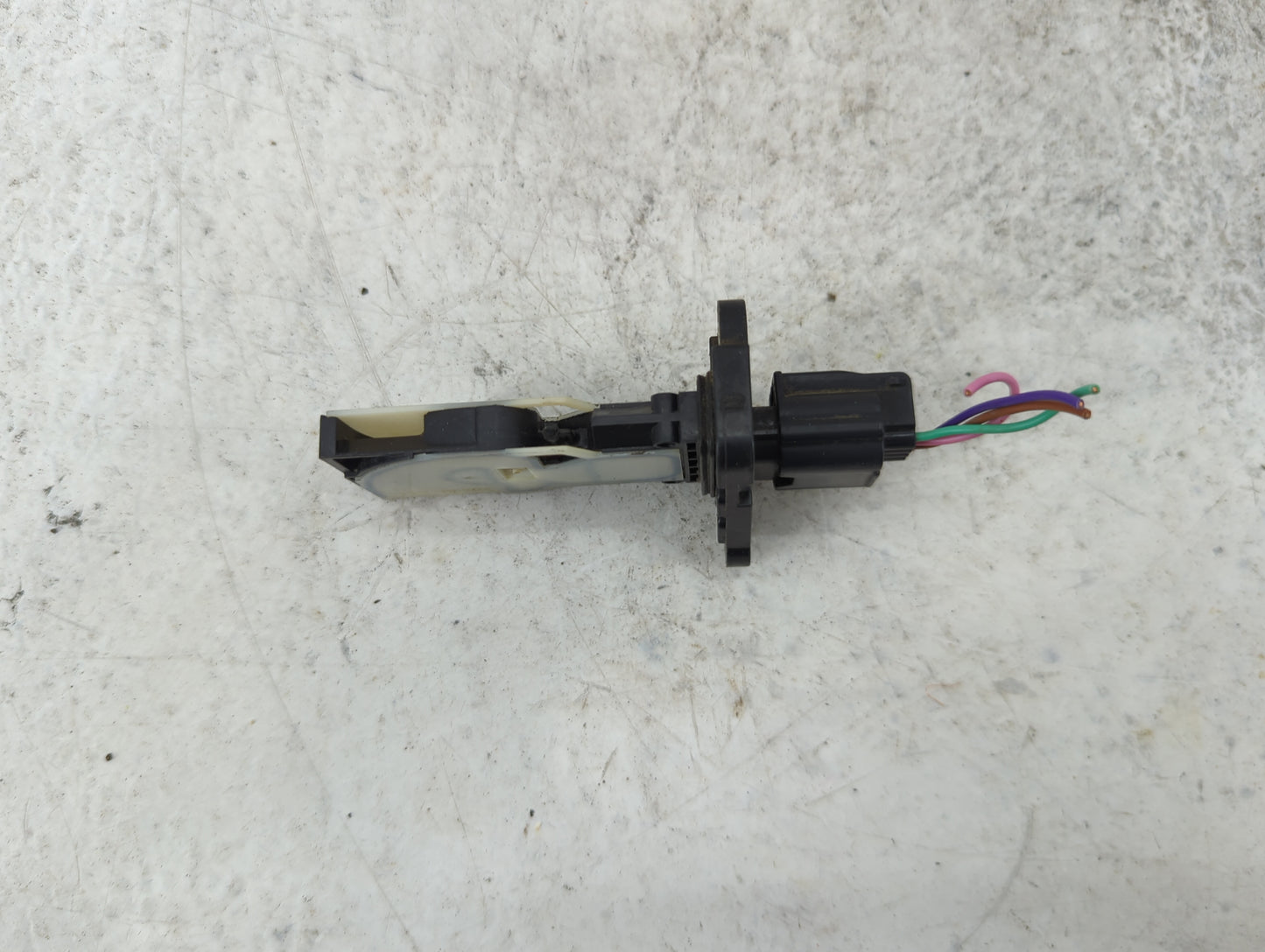 2017-2020 Infiniti Qx60 Mass Air Flow Meter Maf 1486180 - Oemusedautoparts1.com
