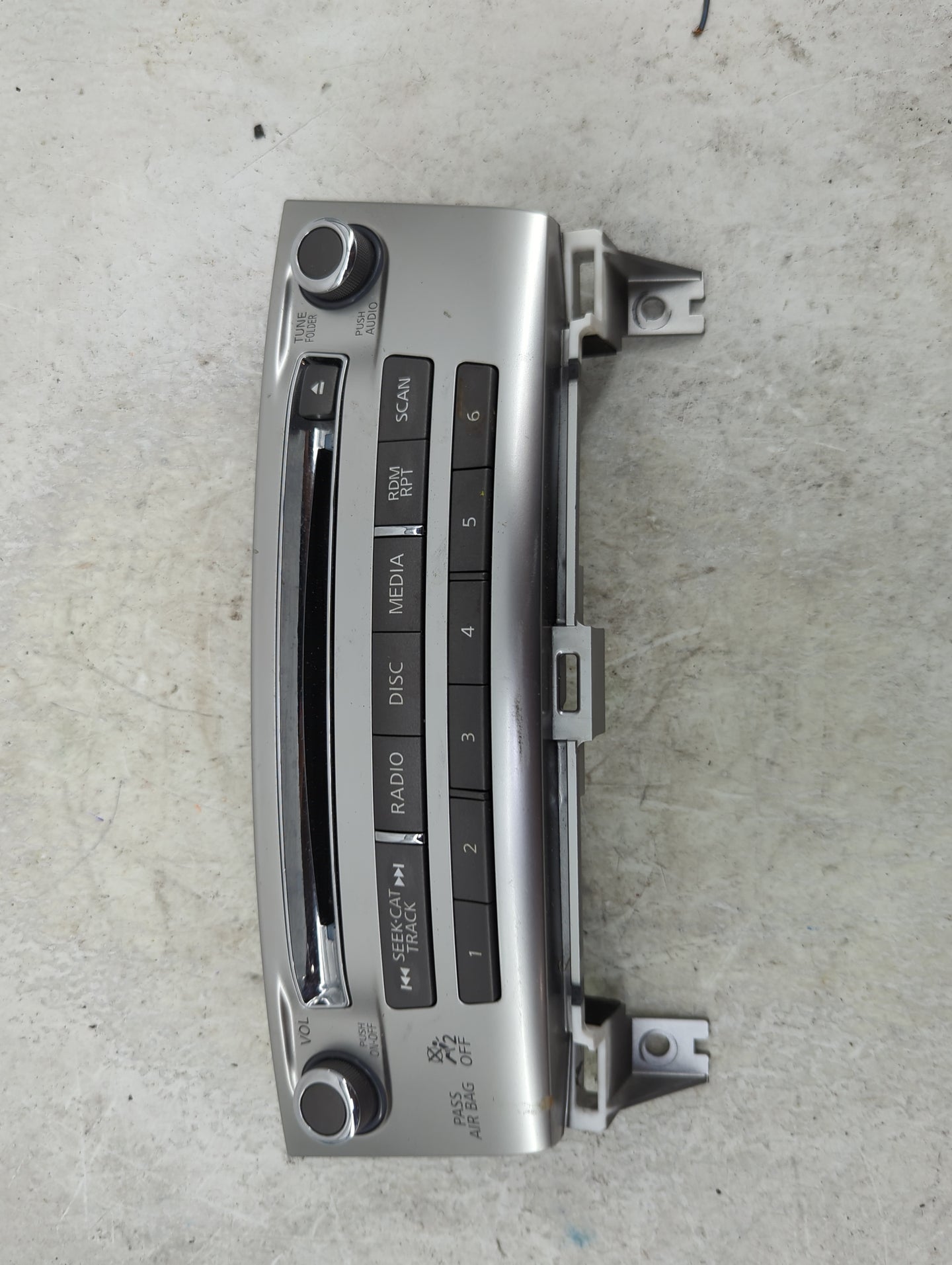 2017-2020 Infiniti Qx60 Radio Control Panel 1491662 - Oemusedautoparts1.com