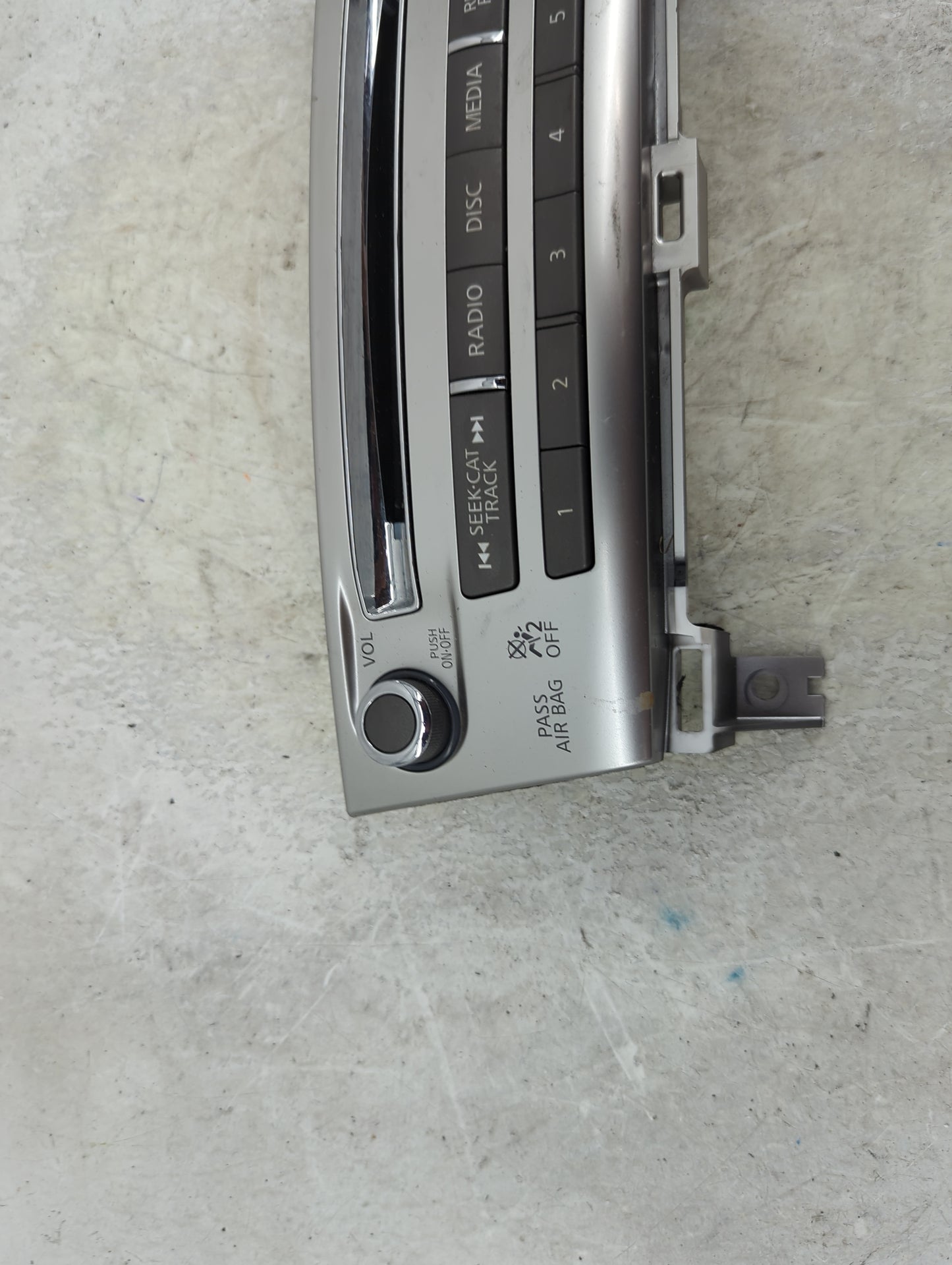 2017-2020 Infiniti Qx60 Radio Control Panel 1491662 - Oemusedautoparts1.com