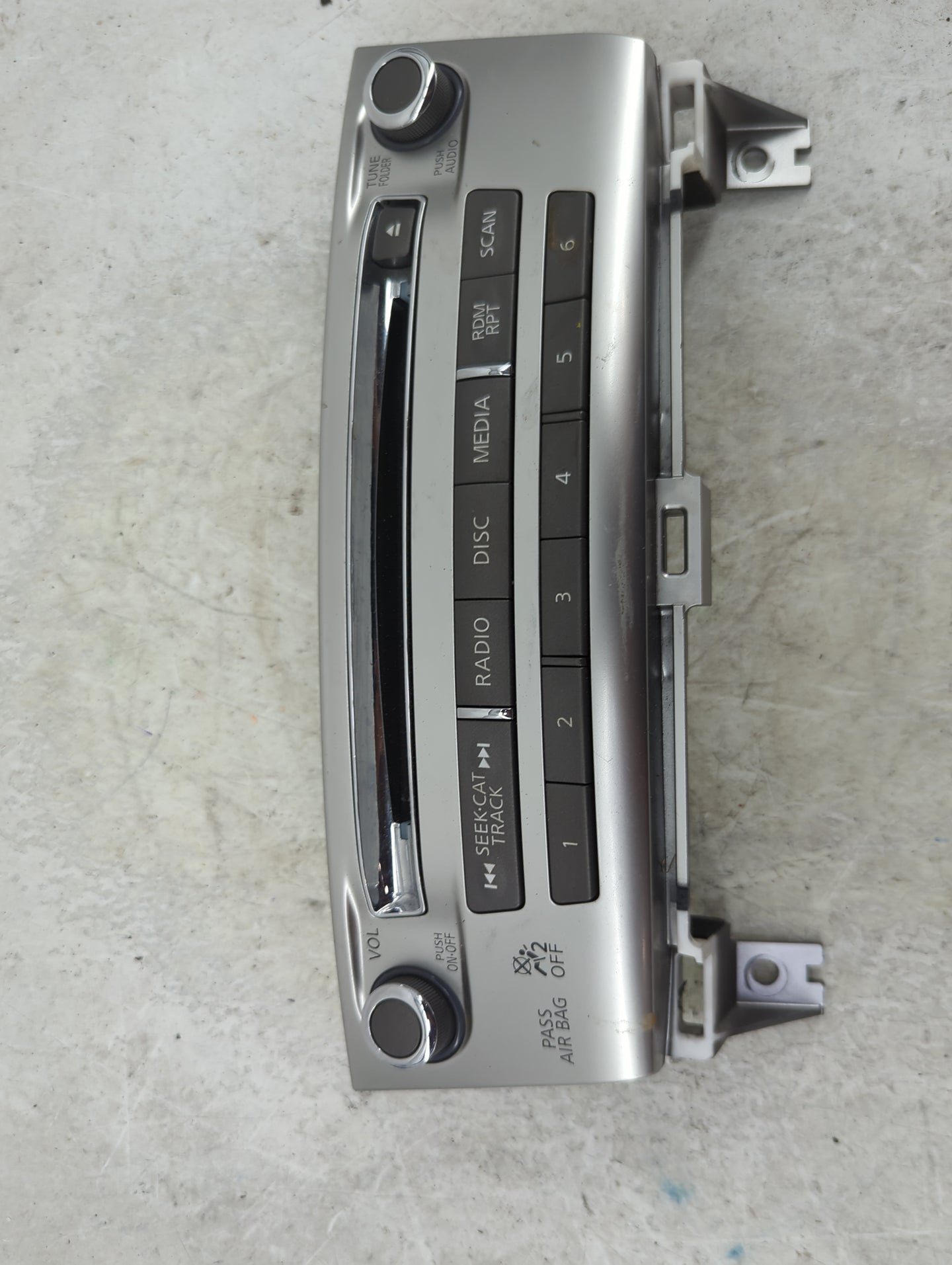 2017-2020 Infiniti Qx60 Radio Control Panel 1491662 - Oemusedautoparts1.com