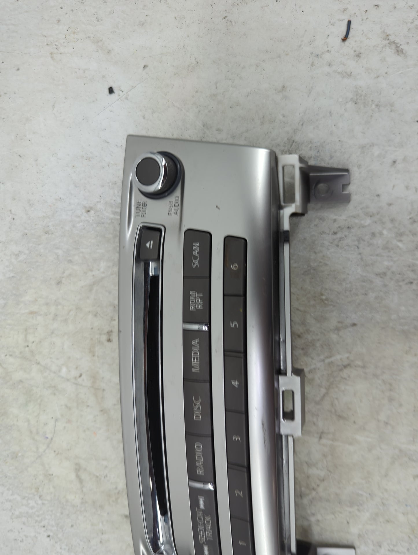 2017-2020 Infiniti Qx60 Radio Control Panel 1491662 - Oemusedautoparts1.com