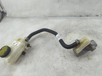 compare product 2016-2017 Infiniti Qx60 Brake Master Cylinder